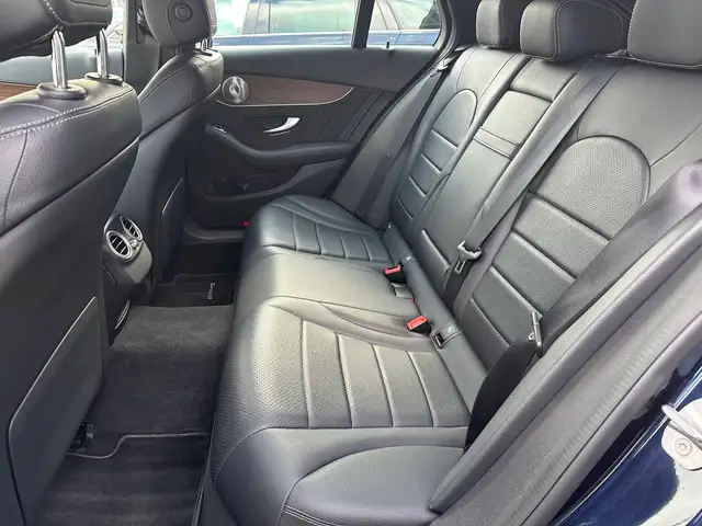 Mercedes-Benz C-Class view 10