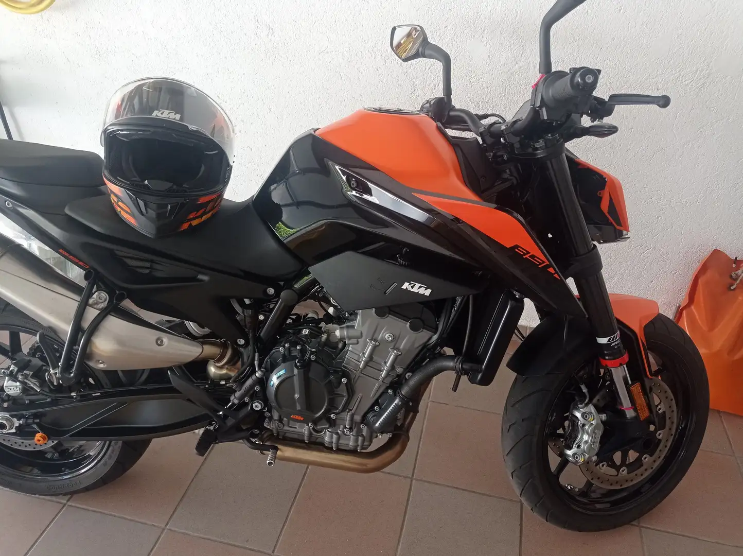 KTM 890 Duke Portocaliu - 1