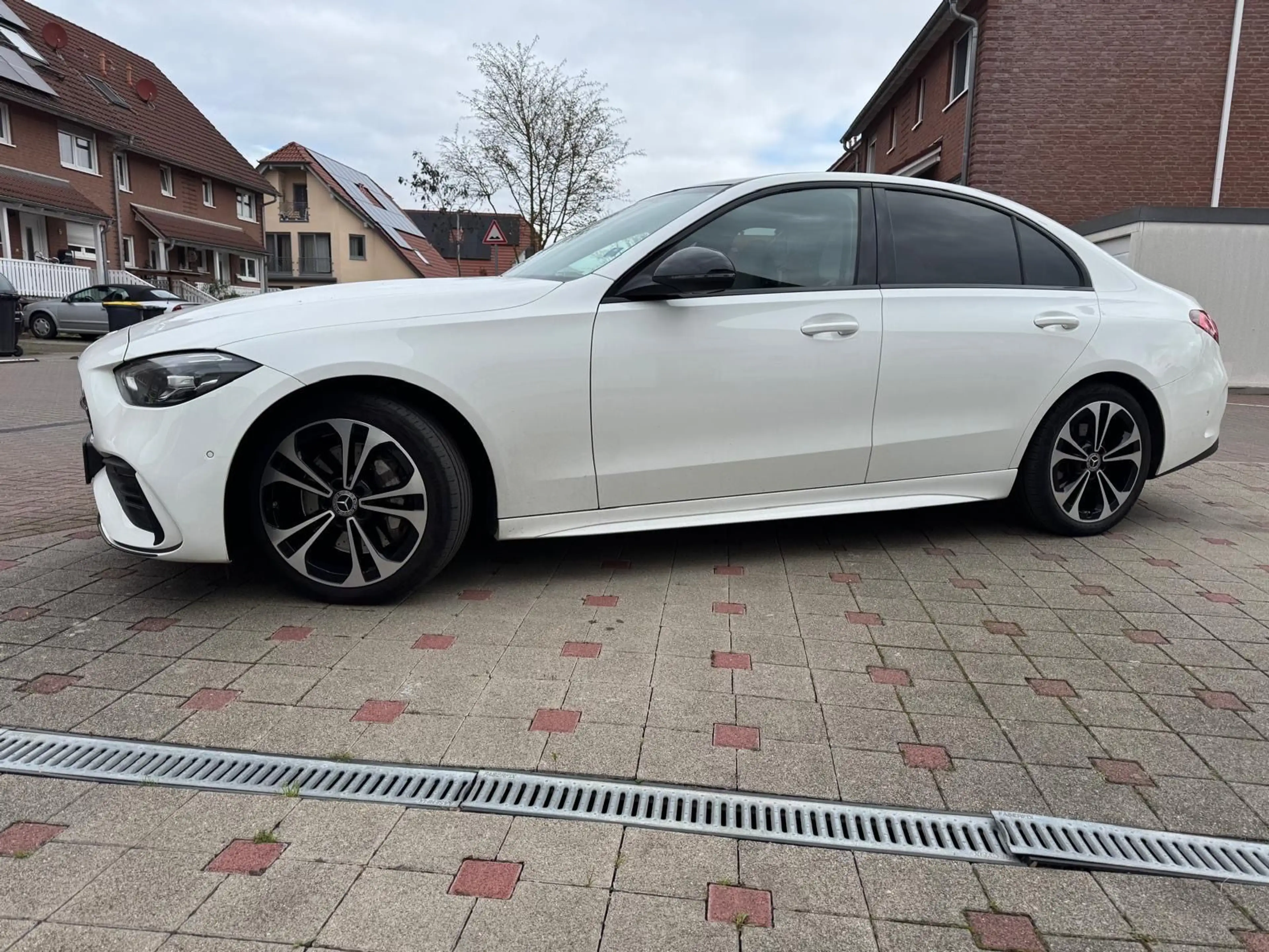 Mercedes-Benz C 220 d Limousine~AMG-Line~Night-Paket,Panorama — photo 7
