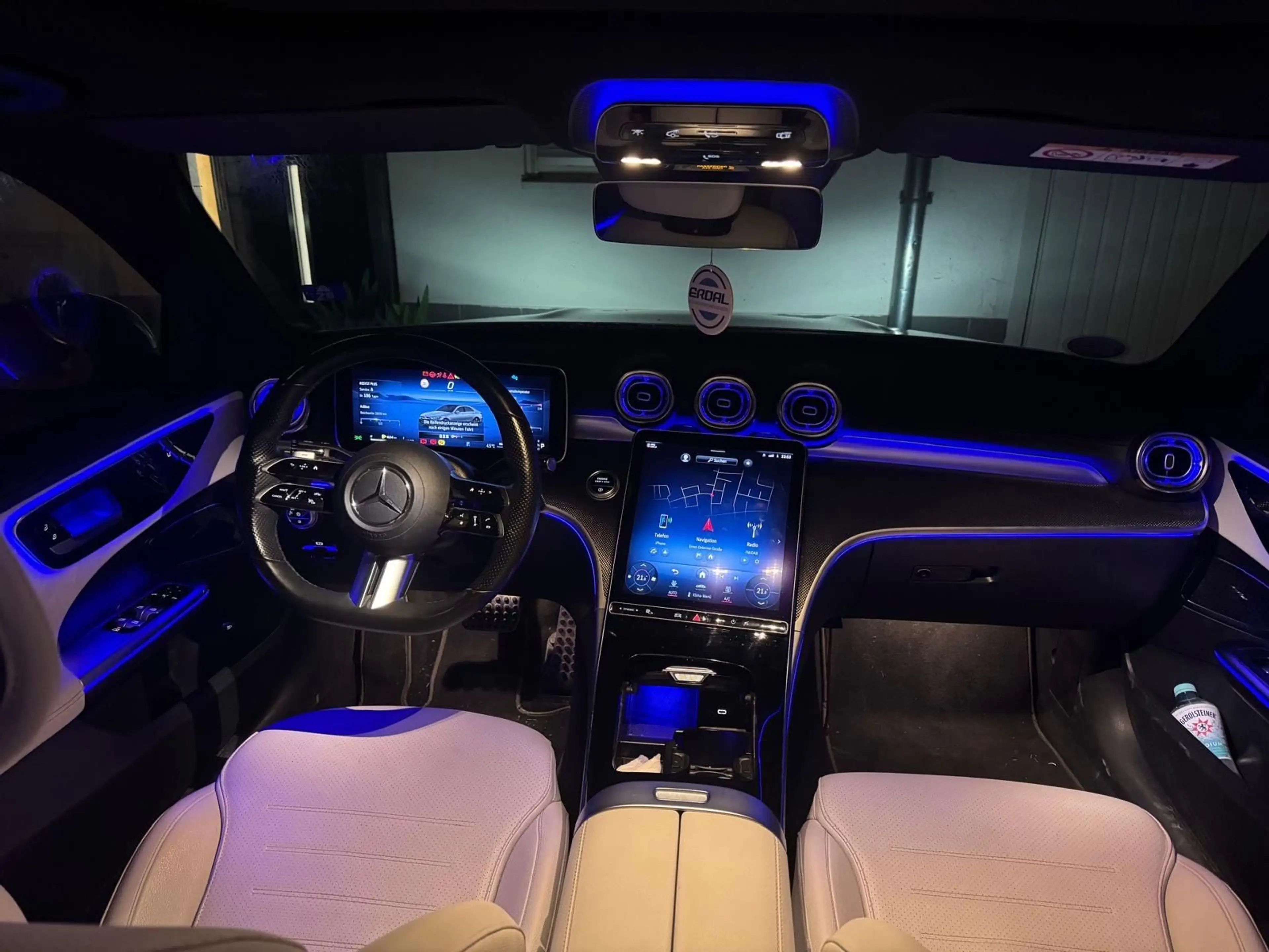 Mercedes-Benz C 220 d Limousine~AMG-Line~Night-Paket,Panorama — photo 9