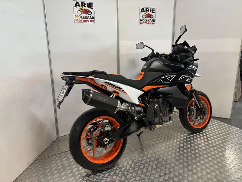 KTM 890 SMT - foto 4