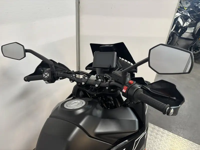 KTM 890 SMT - foto 3