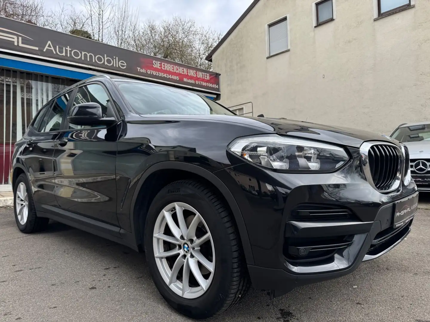 BMW X3 sDrive 18d Advantage*LED*NAVI*AHK*PDC*1.HAND* Schwarz - 2