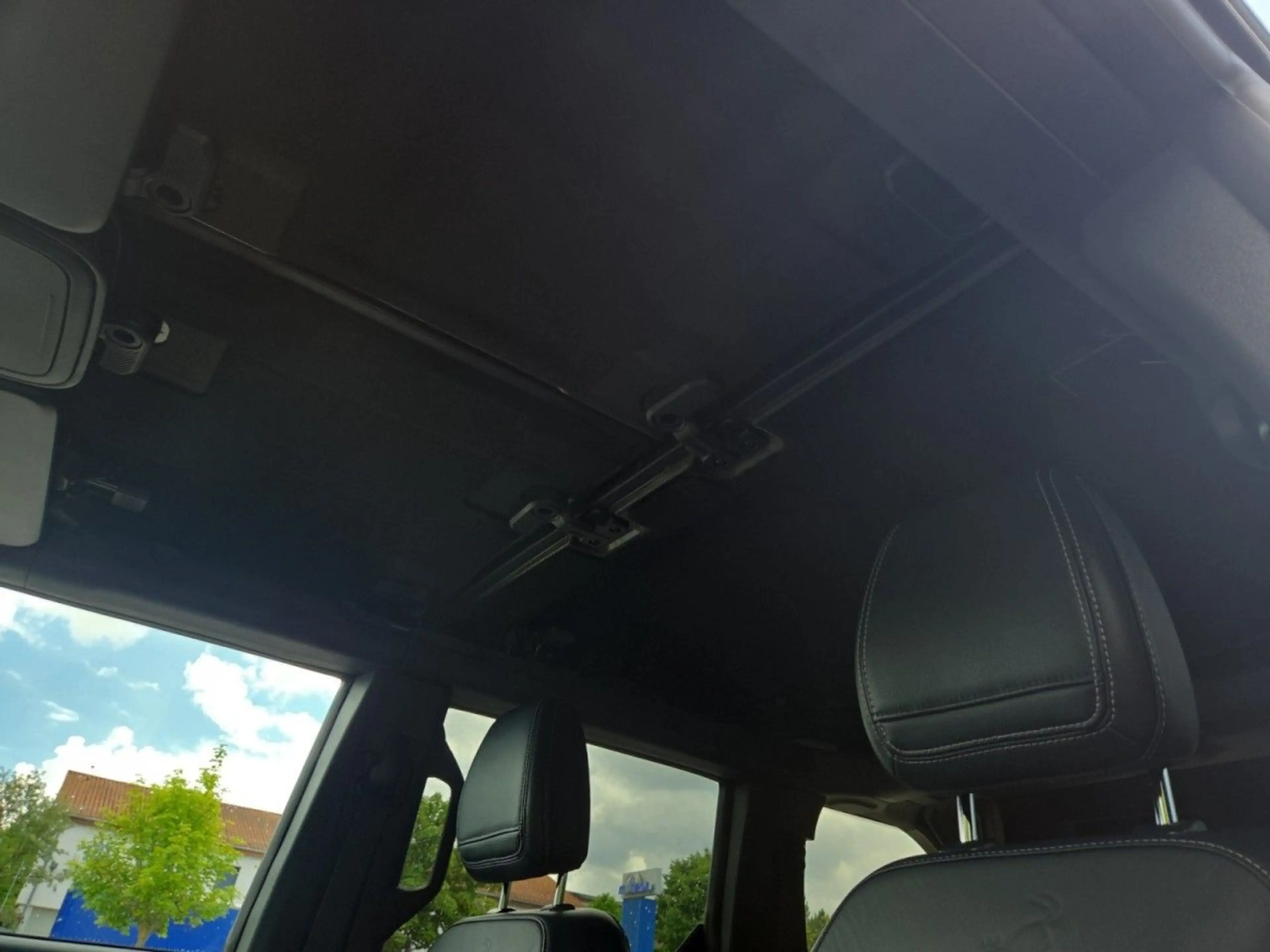 Ford Bronco Badlands Optik mit Anhängekupplung Klima Navi — photo 18