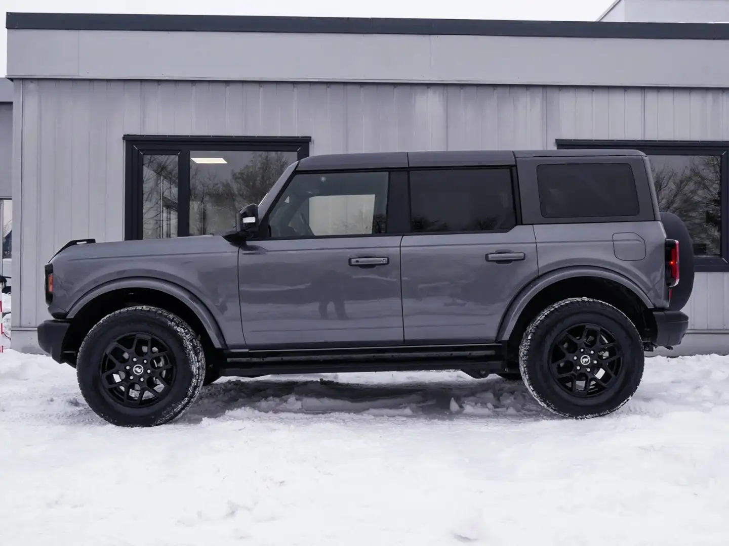 Ford Bronco Badlands Optik mit Anhängekupplung Klima Navi Gris - 2