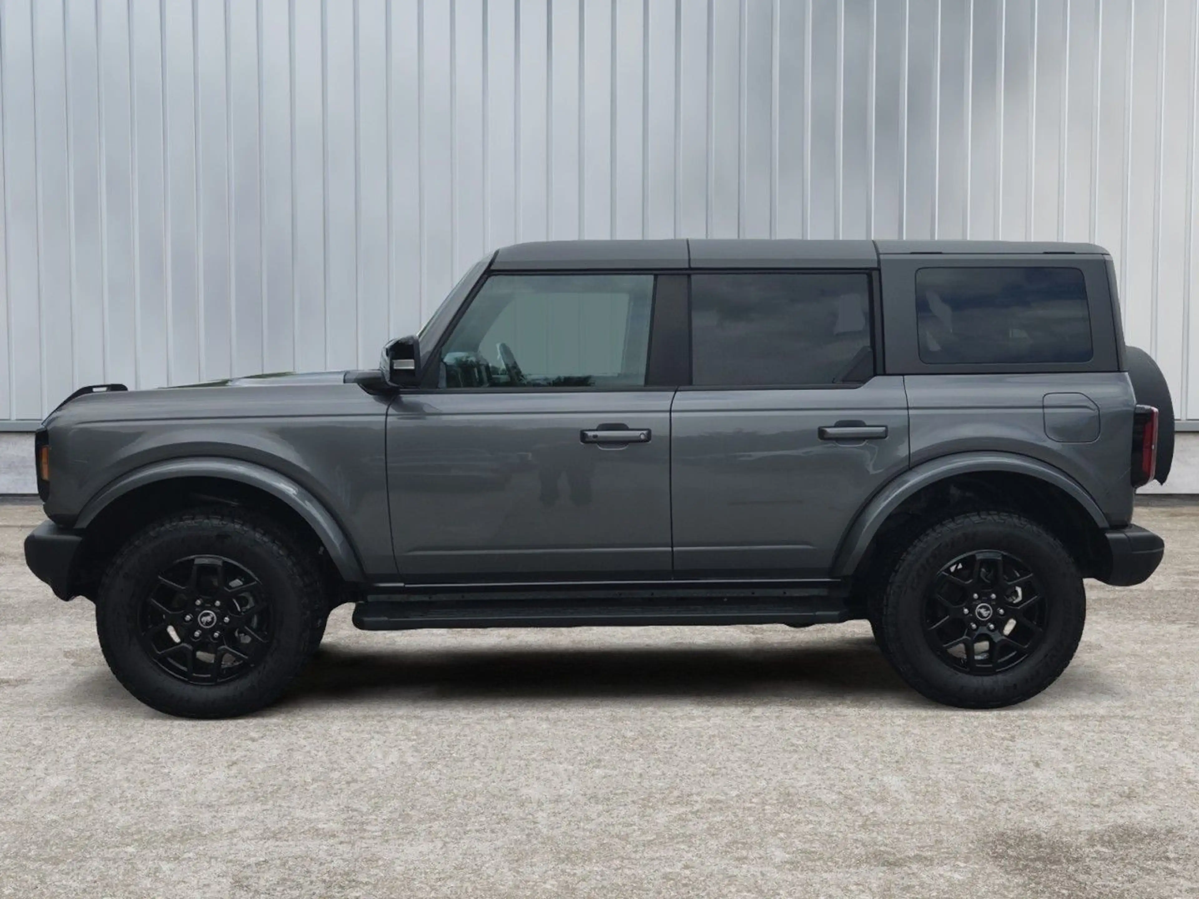 Ford Bronco Badlands Optik mit Anhängekupplung Klima Navi — photo 3