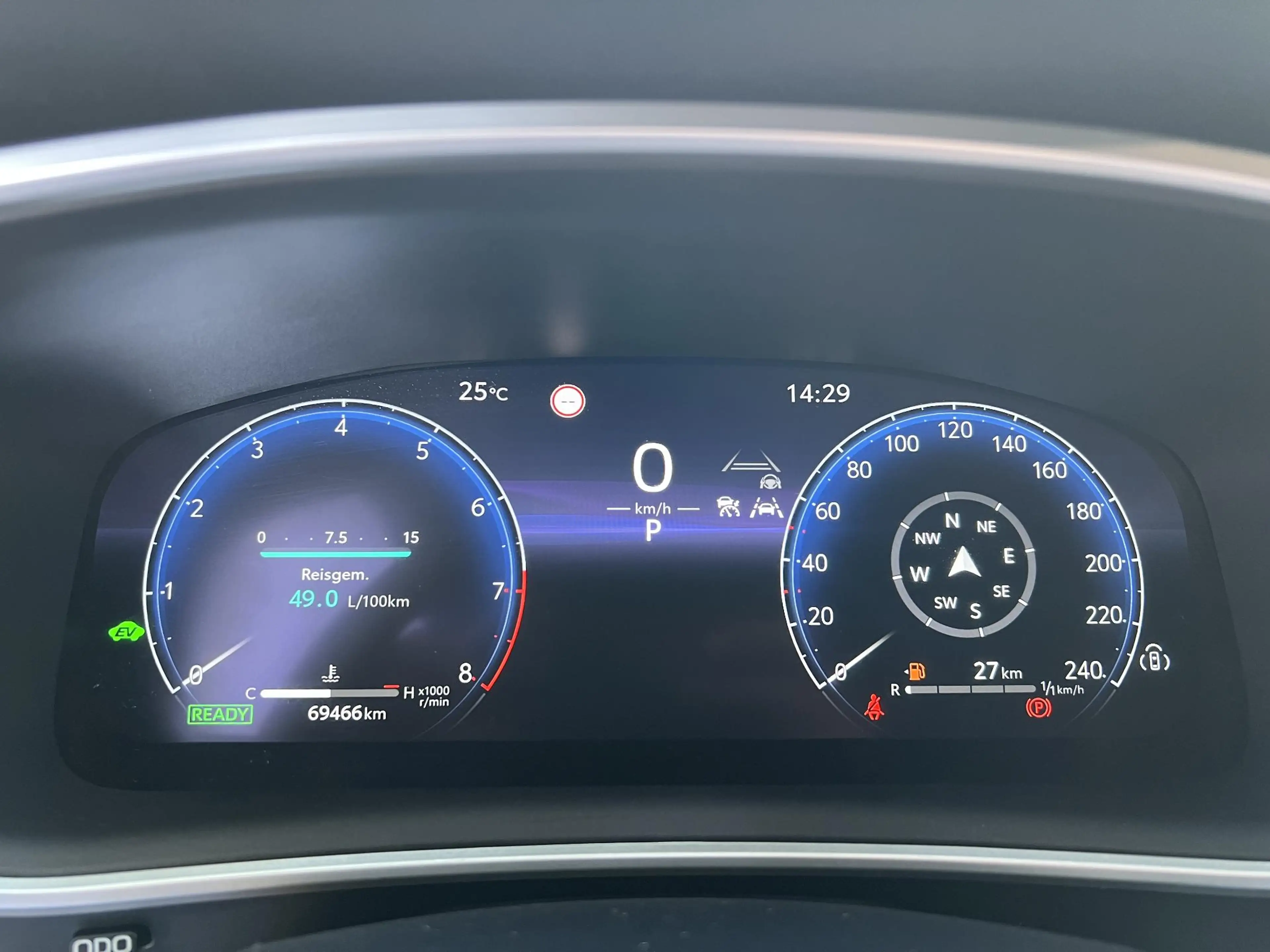 Toyota Corolla Cross 2.0 High Power Hybrid First Edition | Rijklaar | D — photo 14