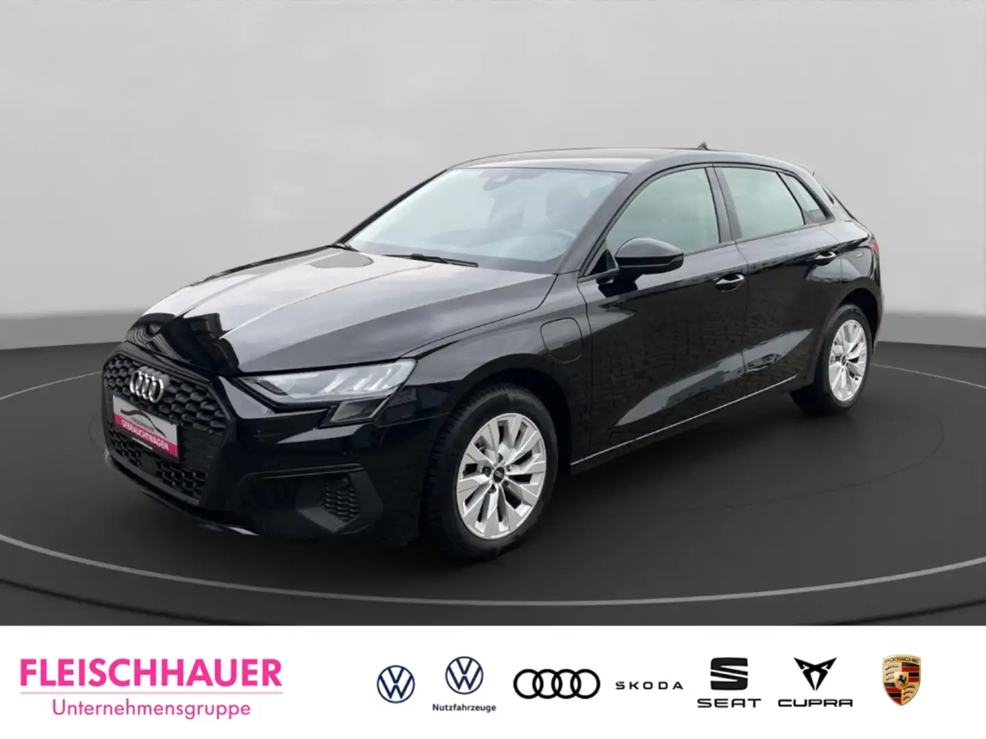 Audi A3 Sportback 40 TFSI e Einparkhilfe Sitzheizung Zwart - 1