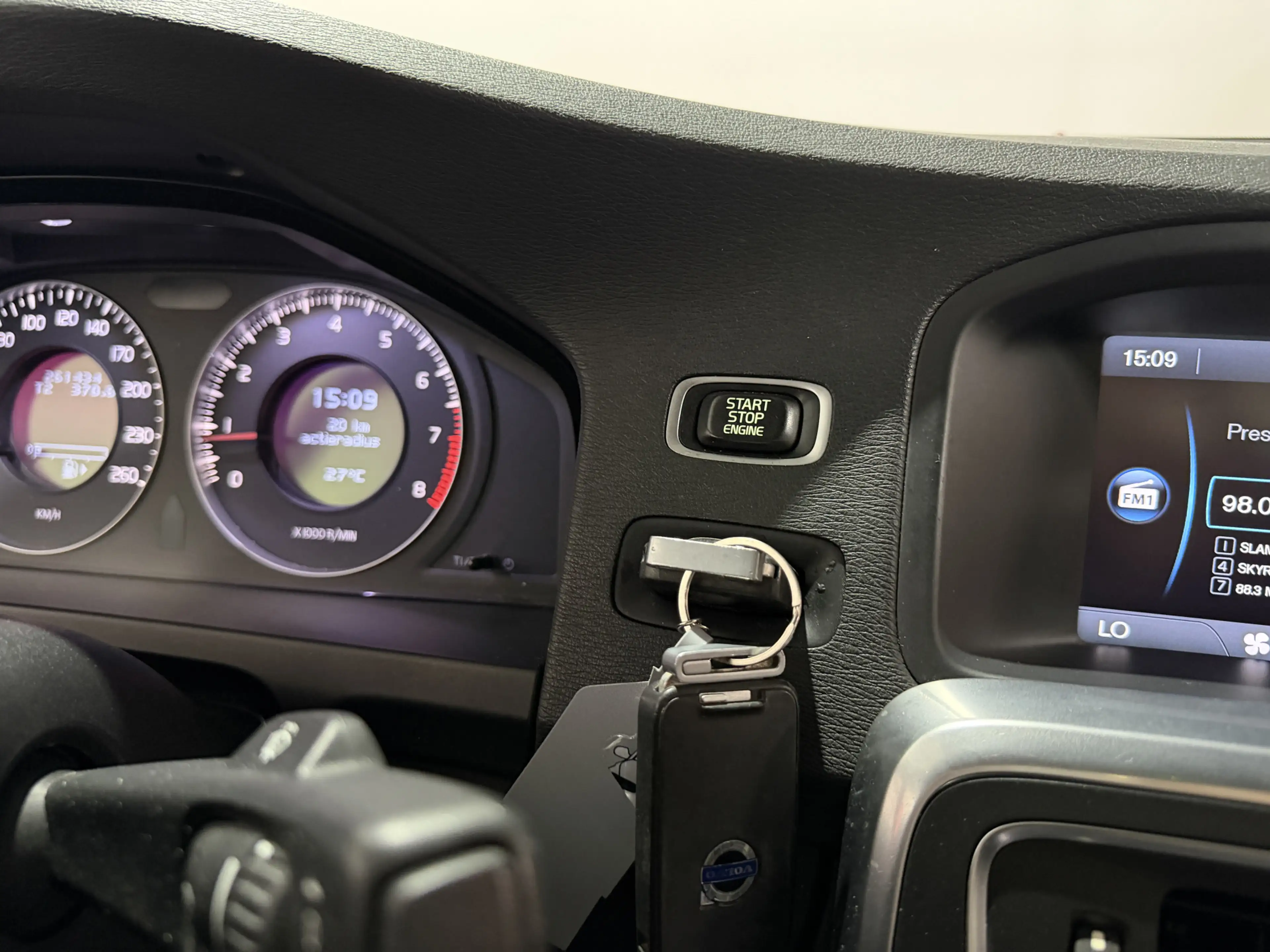 Volvo S60 2.0T Intro Edition - Leder / Bluetooth / Stuurbed. — photo 12