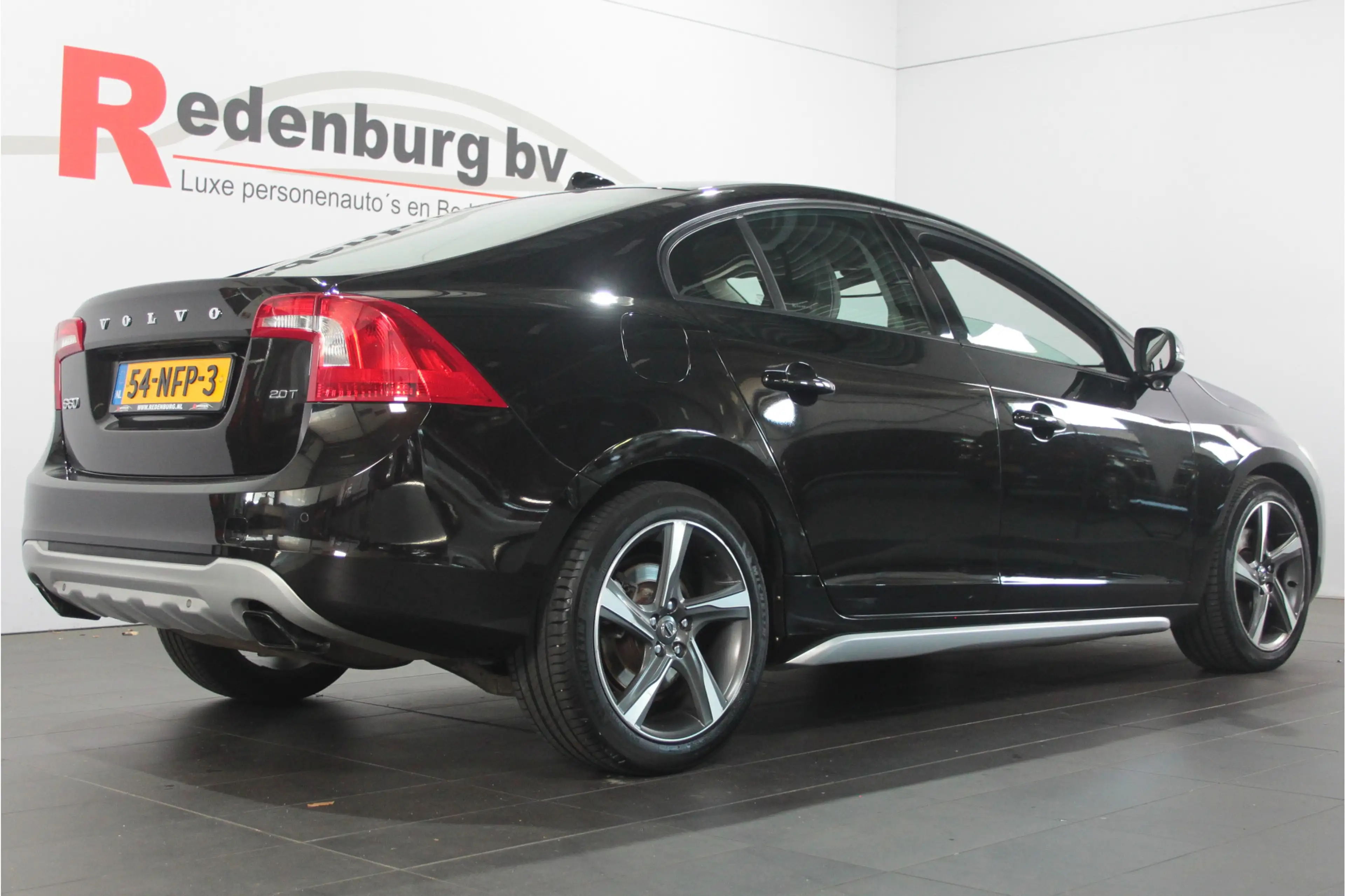 Volvo S60 2.0T Intro Edition - Leder / Bluetooth / Stuurbed. — photo 2