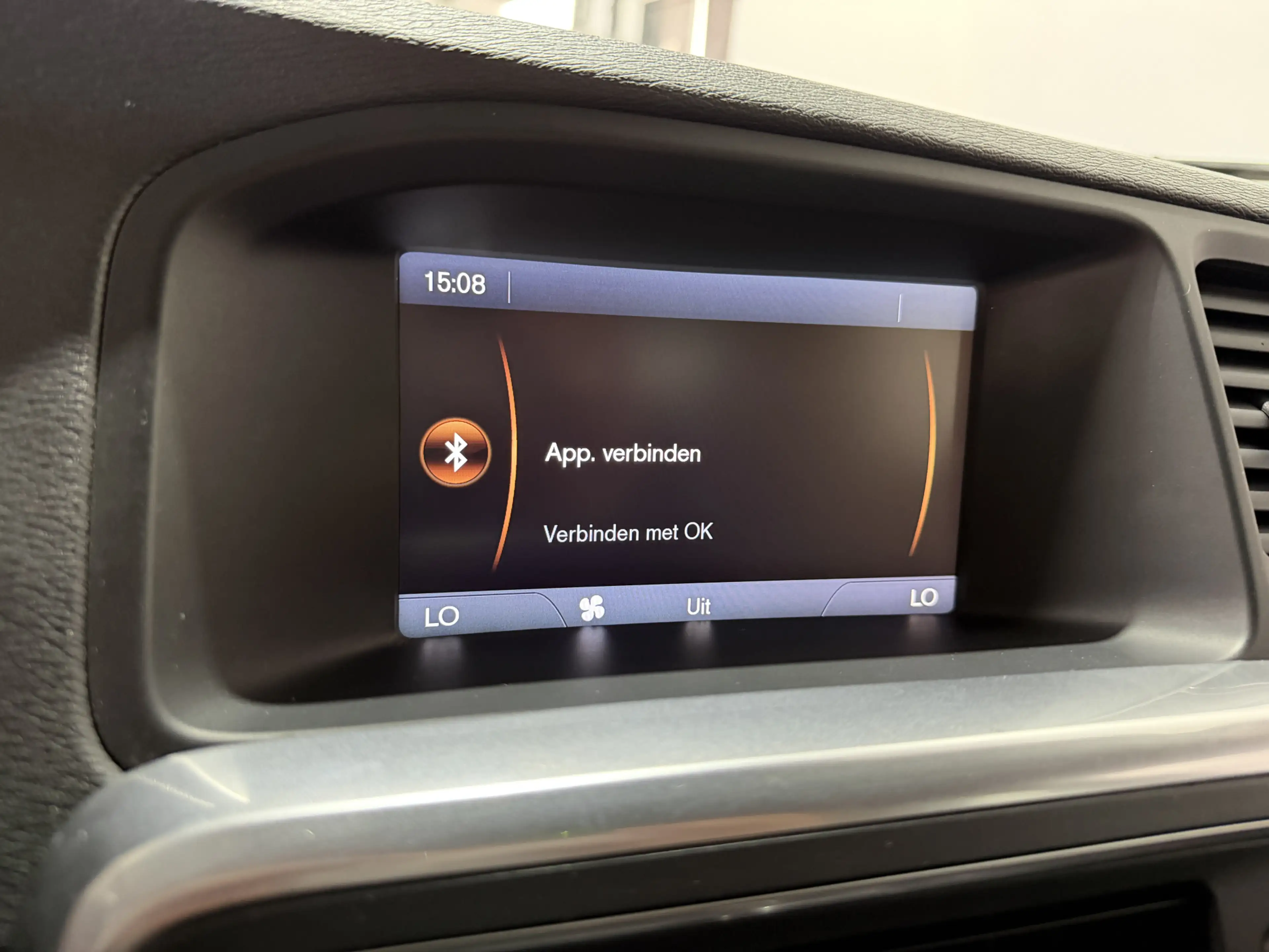 Volvo S60 2.0T Intro Edition - Leder / Bluetooth / Stuurbed. — photo 15