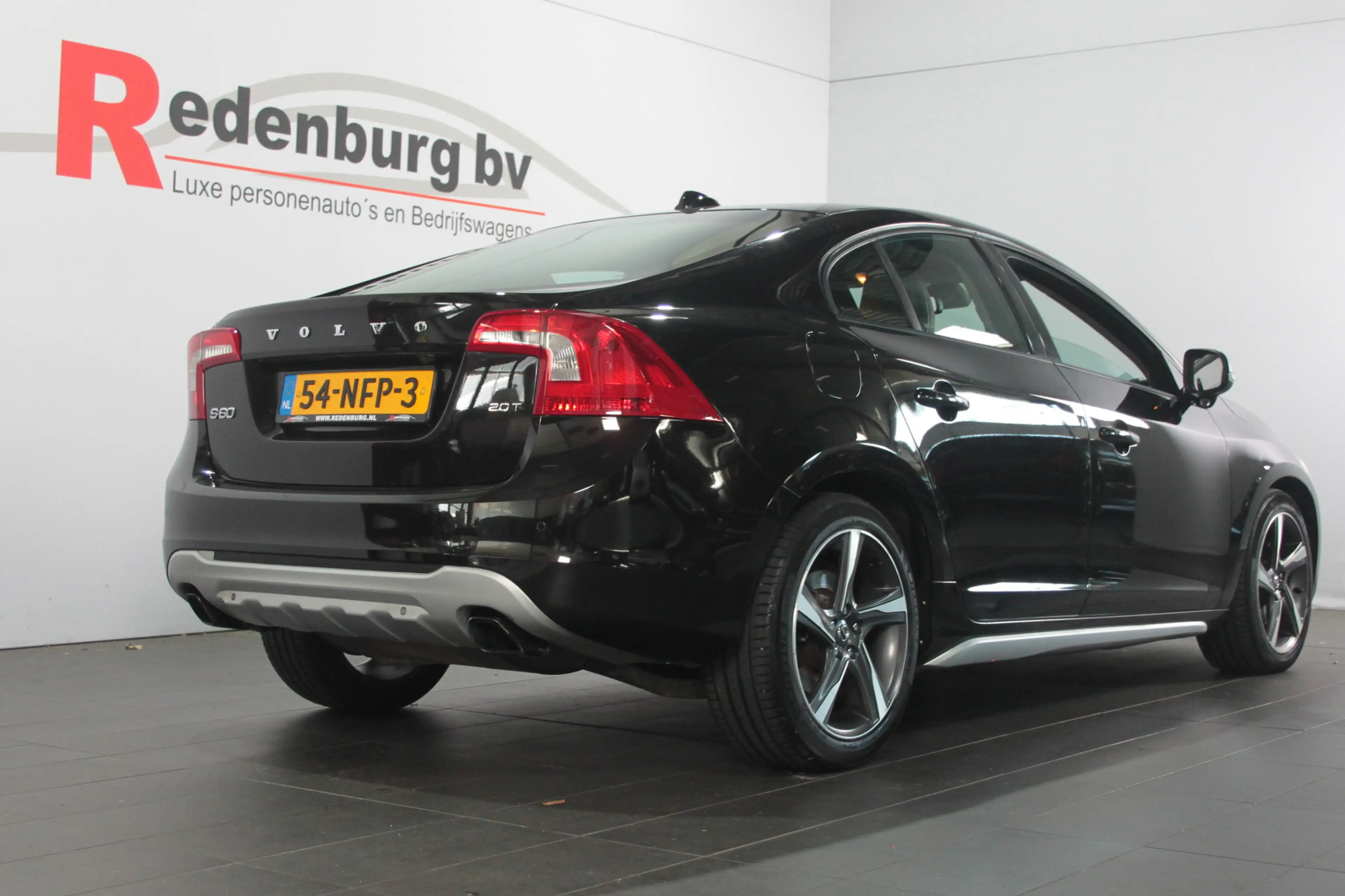 Volvo S60 2.0T Intro Edition - Leder / Bluetooth / Stuurbed. — photo 9