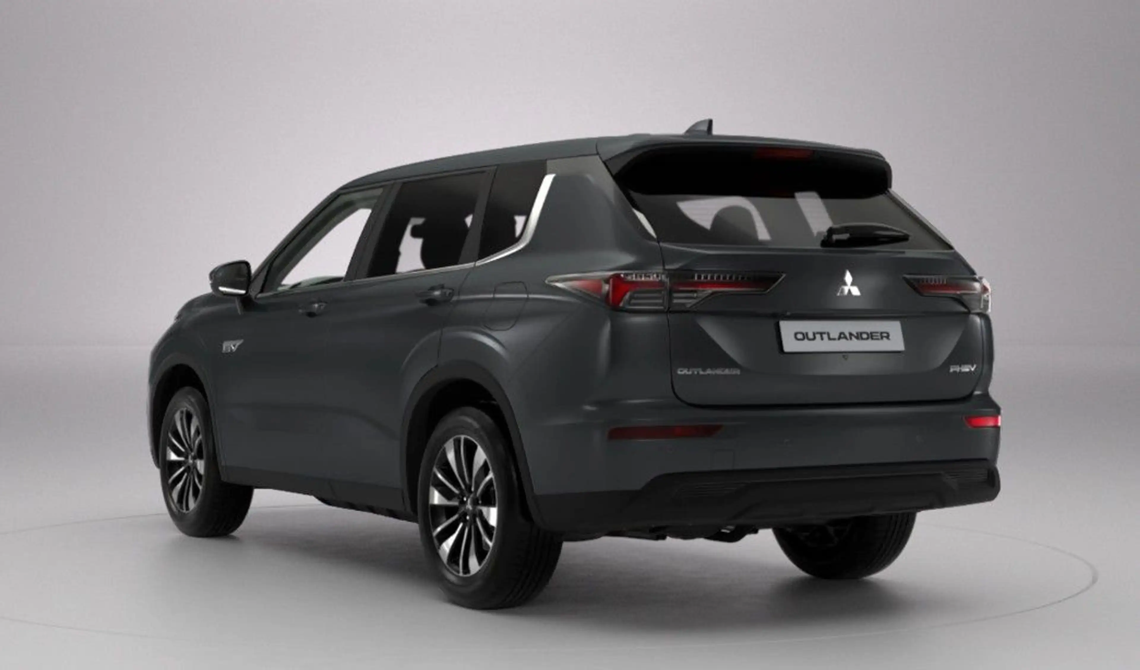 Mitsubishi Outlander PHEV Diamant Plus 2.4 4WD AT MY26 — photo 8