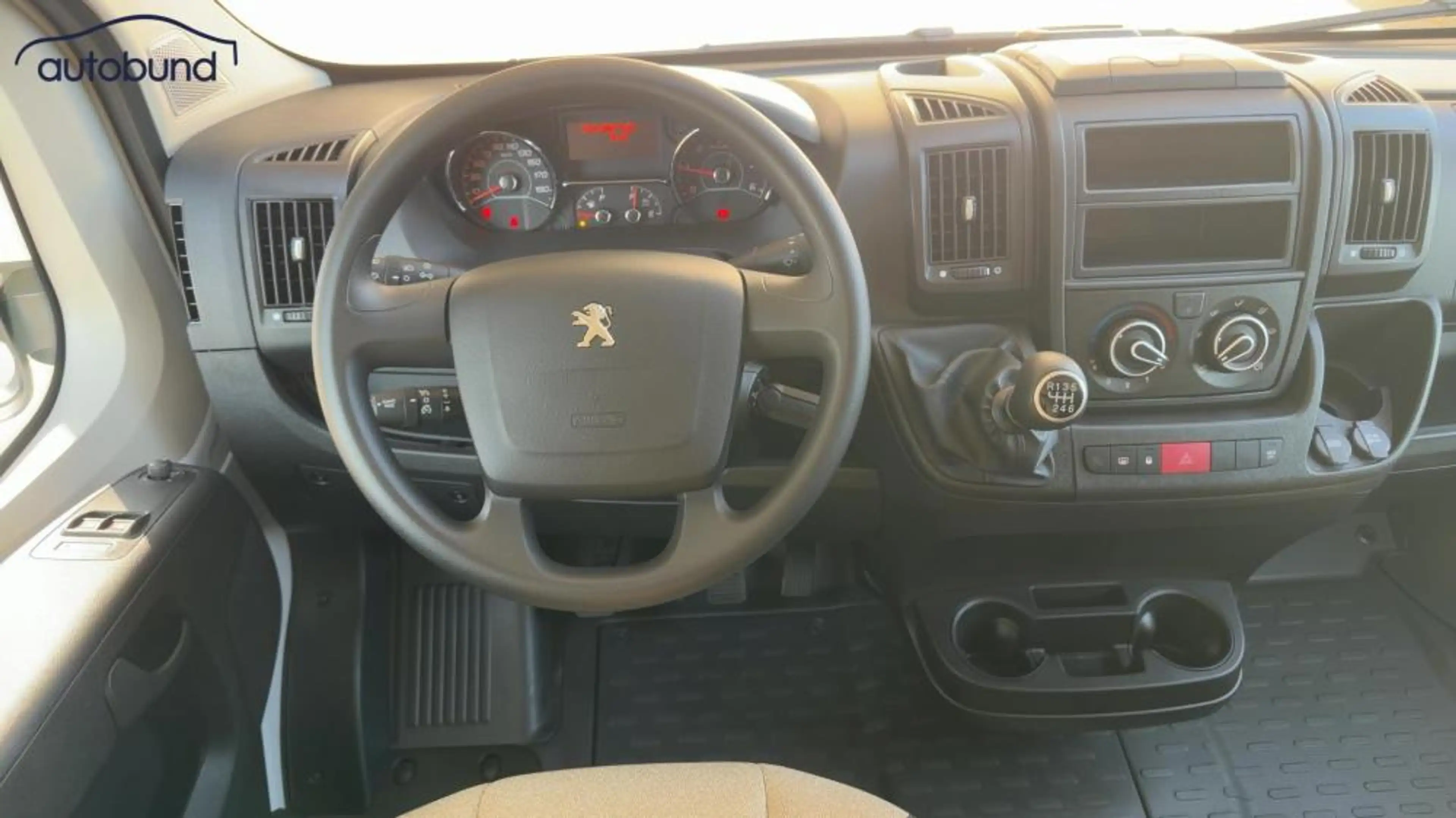 Peugeot Boxer III 35 2,2 BlueHDI L2H2 Leerchassis MY24 — photo 9