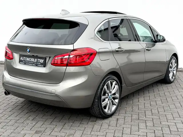 BMW 2 Series view 5
