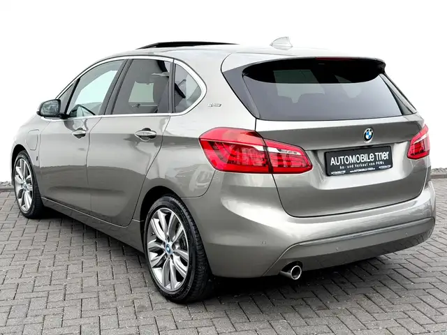 BMW 2 Series view 7