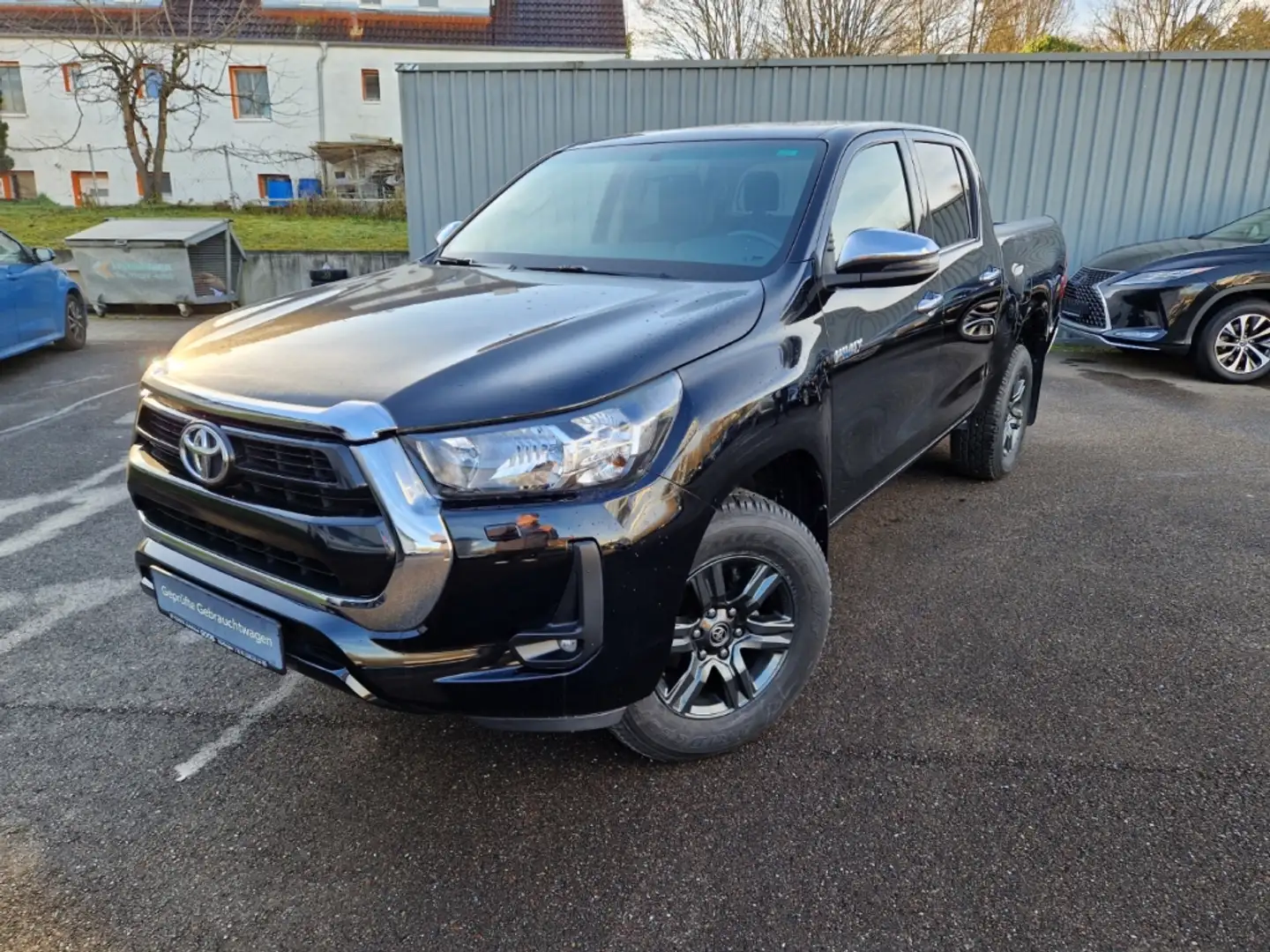 Toyota Hilux Double Cab Comfort 4x4 Sperrdiff. Apple CarPlay An Schwarz - 1