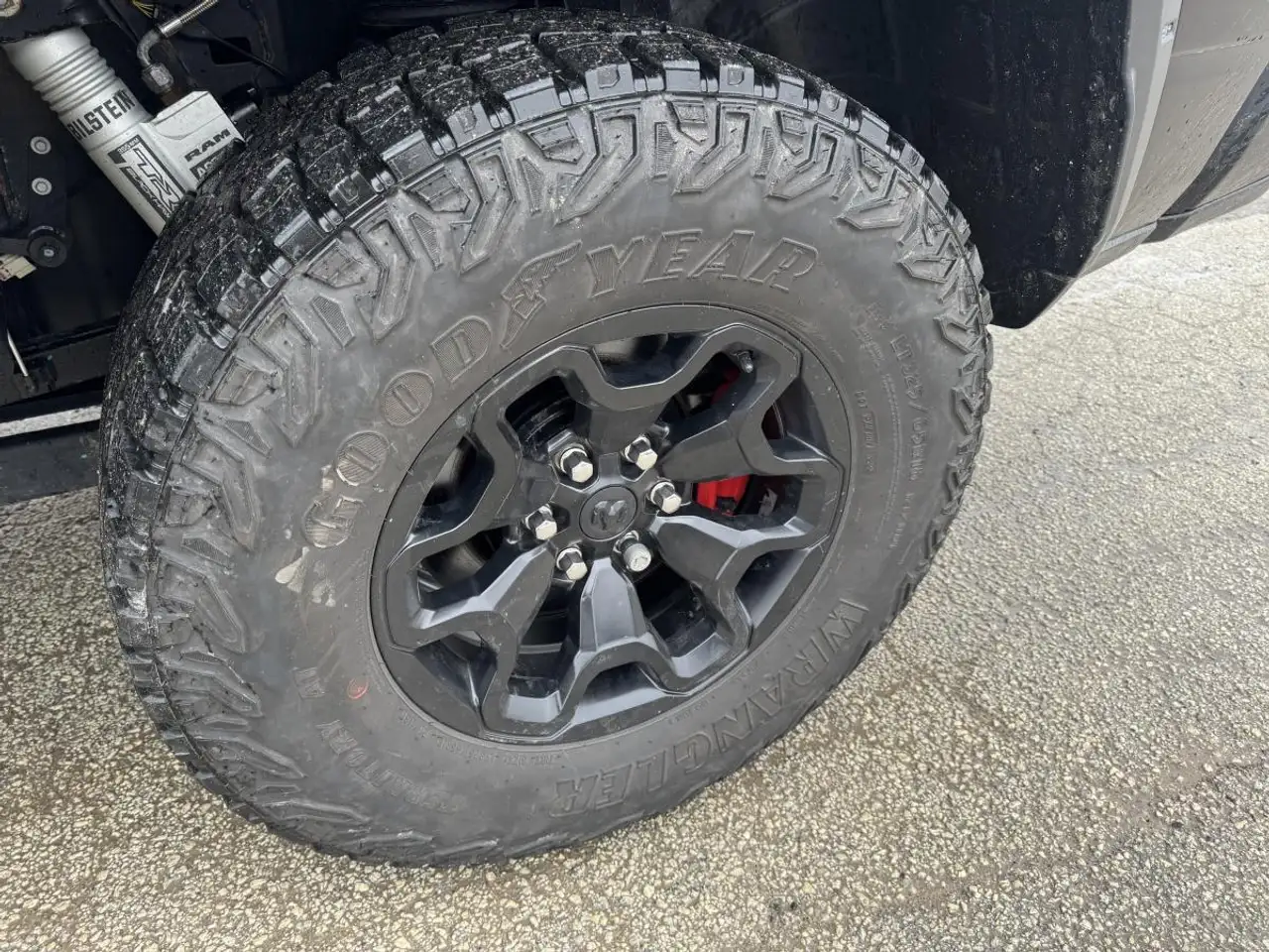 RAM 1500 снимка RAM 1500