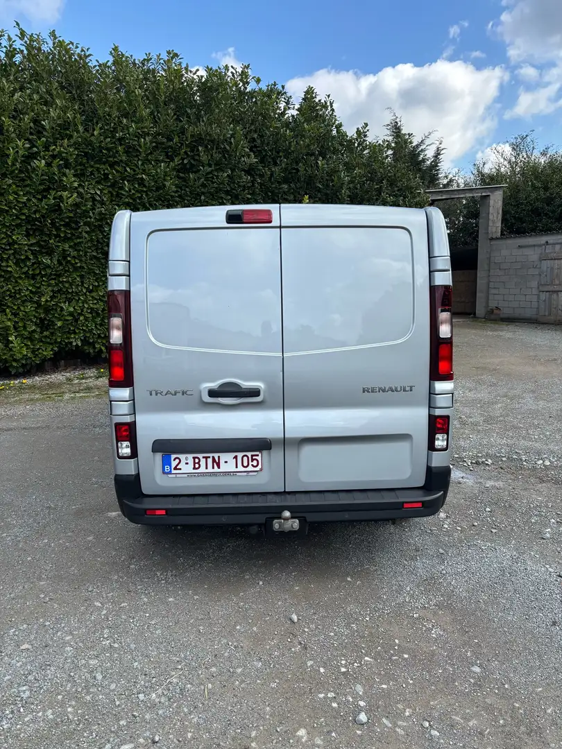 Renault Trafic Trafic Blue dCi 150 EDC L2H1 Komfort Zilver - 2
