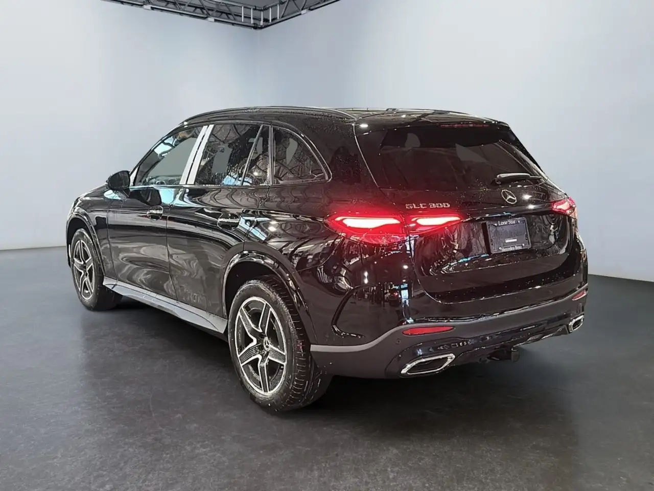 Mercedes-Benz GLC снимка Mercedes-Benz GLC