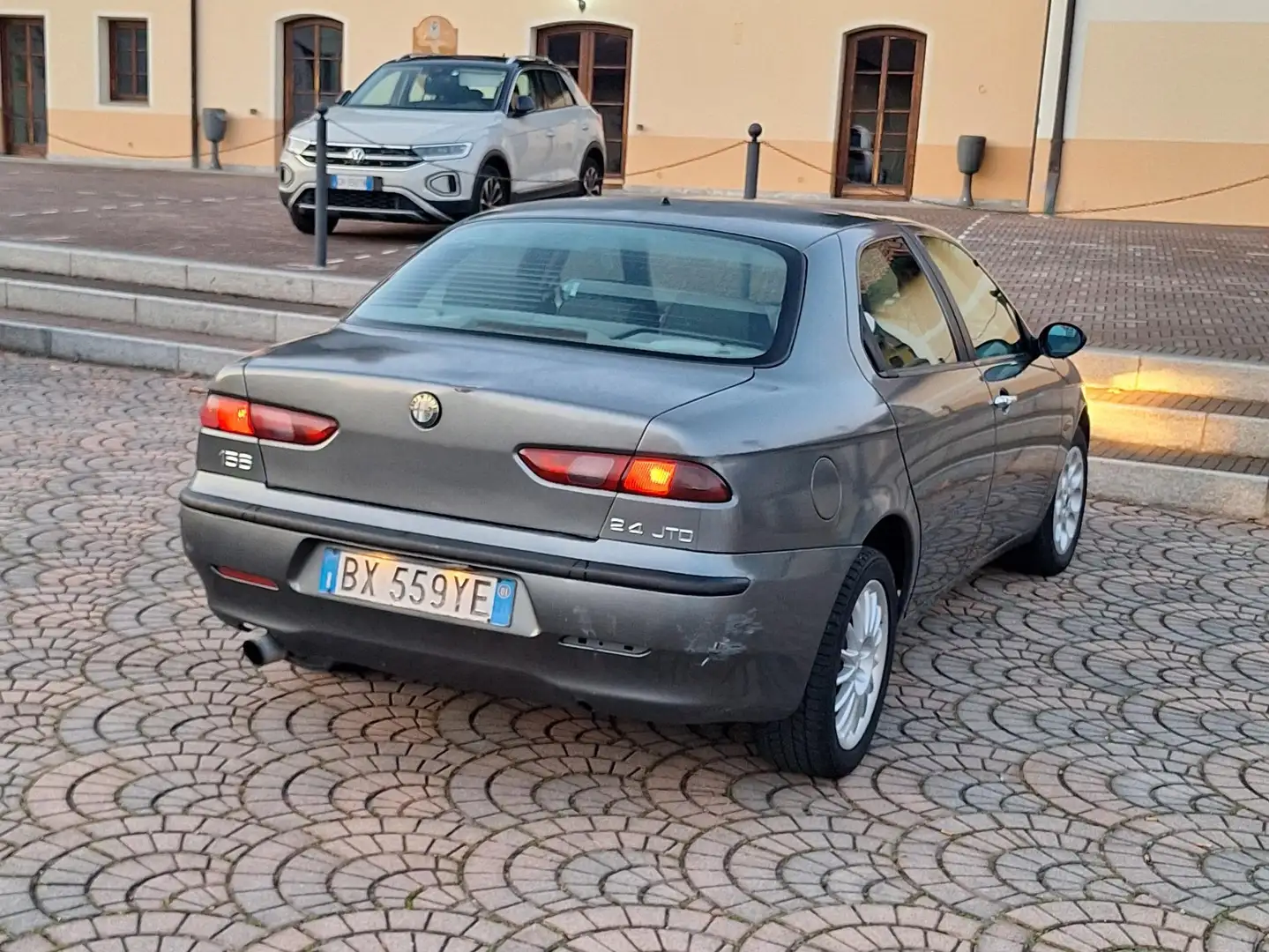 Alfa Romeo 156 2.4 diesel Grigio - 1