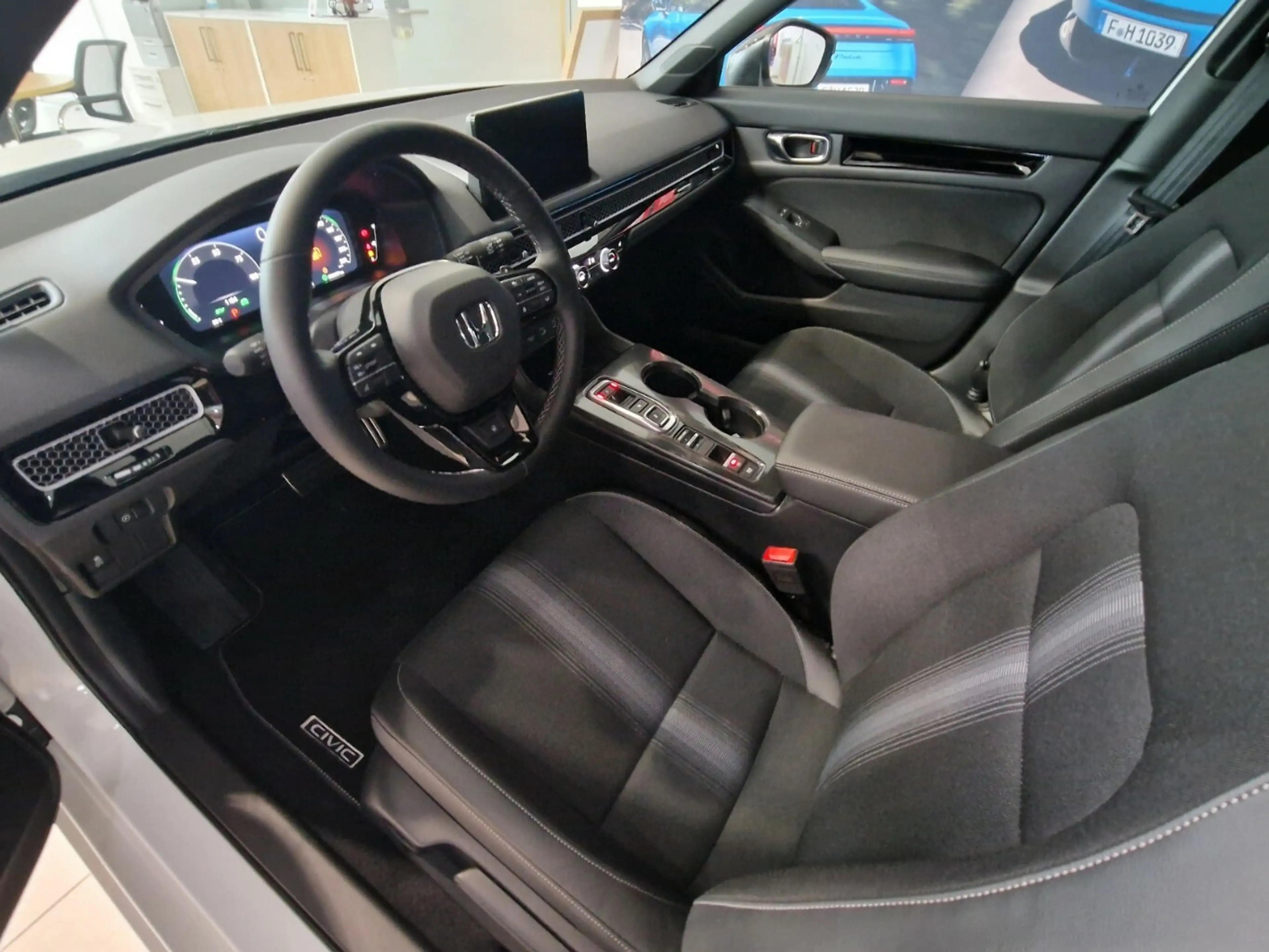 Honda Civic Hybrid e:HEV Sport|BlackEmblem — photo 8