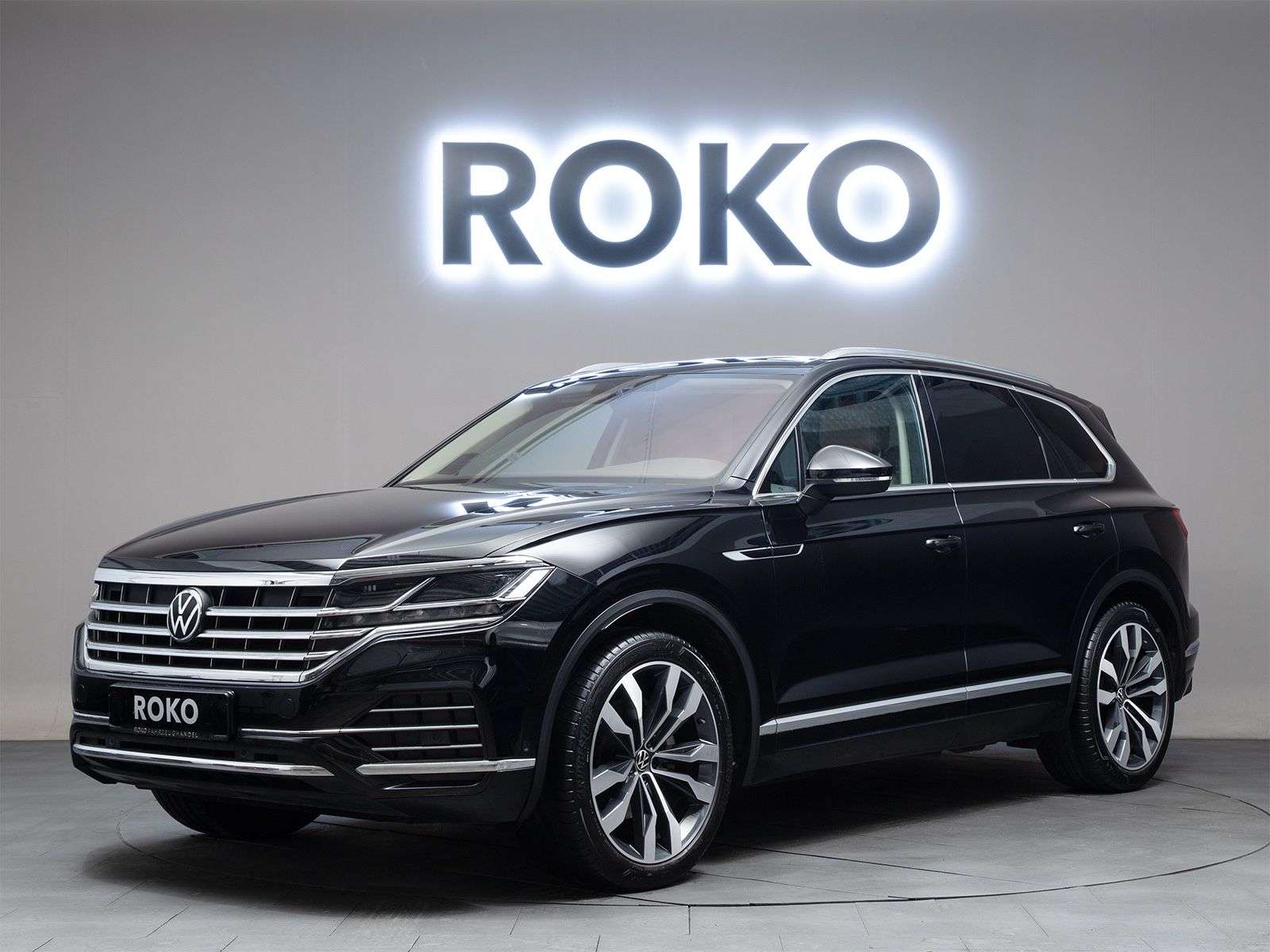 Second hand Volkswagen Touareg 3.0 TDI