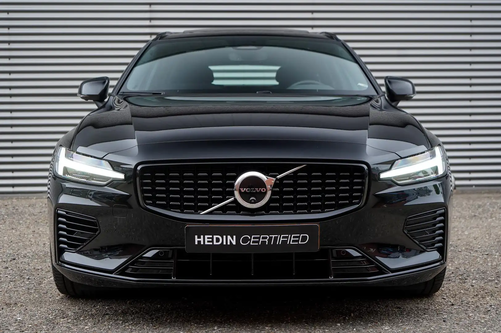 Volvo V60 T6 Plug-in hybrid AWD Plus Dark | Long Range | Har Noir - 2