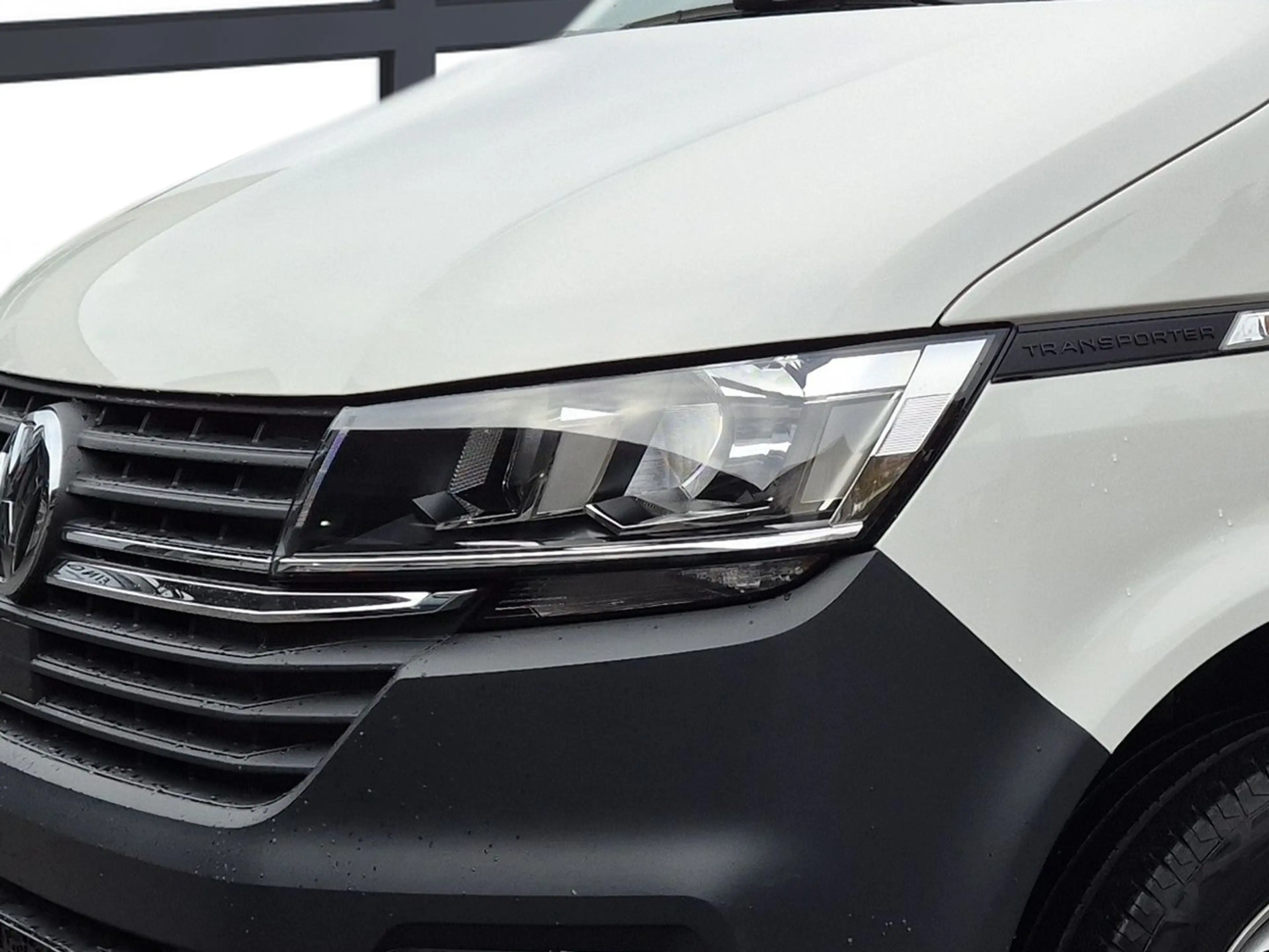 Volkswagen T6.1 Transporter Kombi TDI — photo 6
