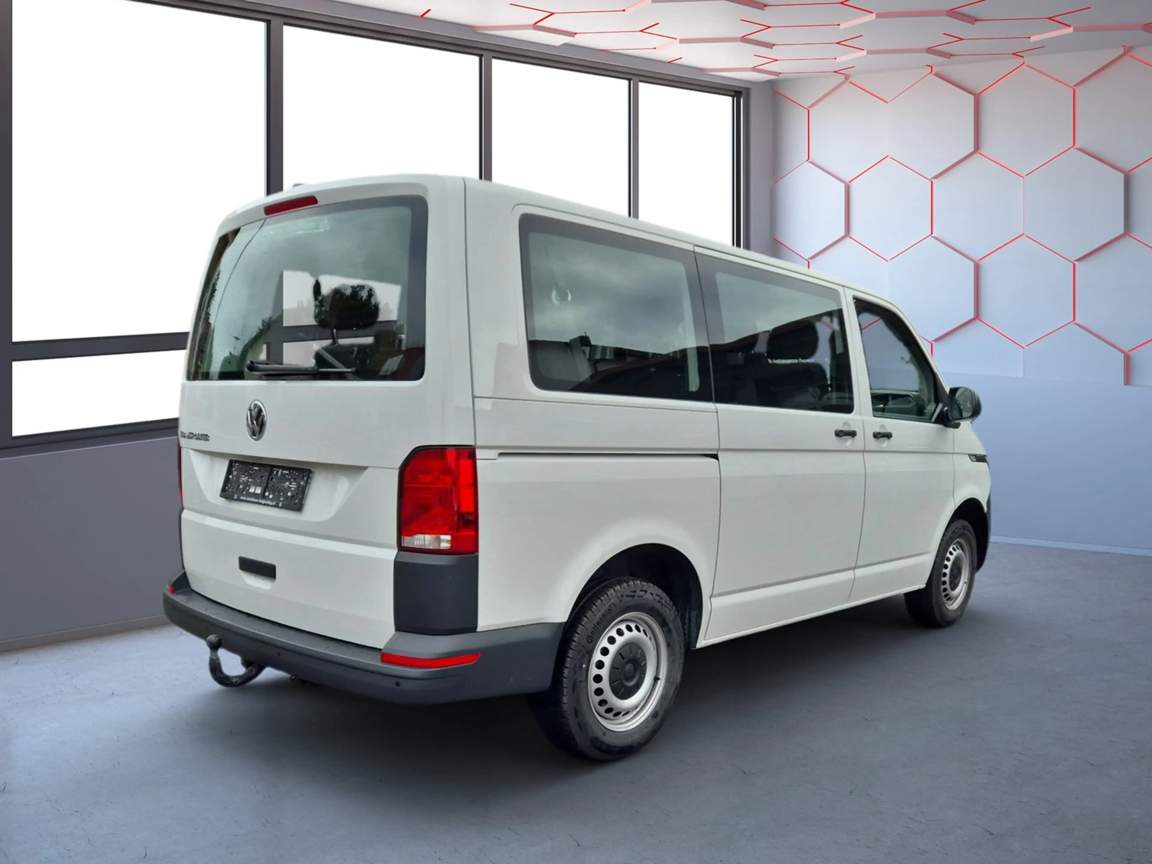 Volkswagen T6.1 Transporter Kombi TDI — photo 3