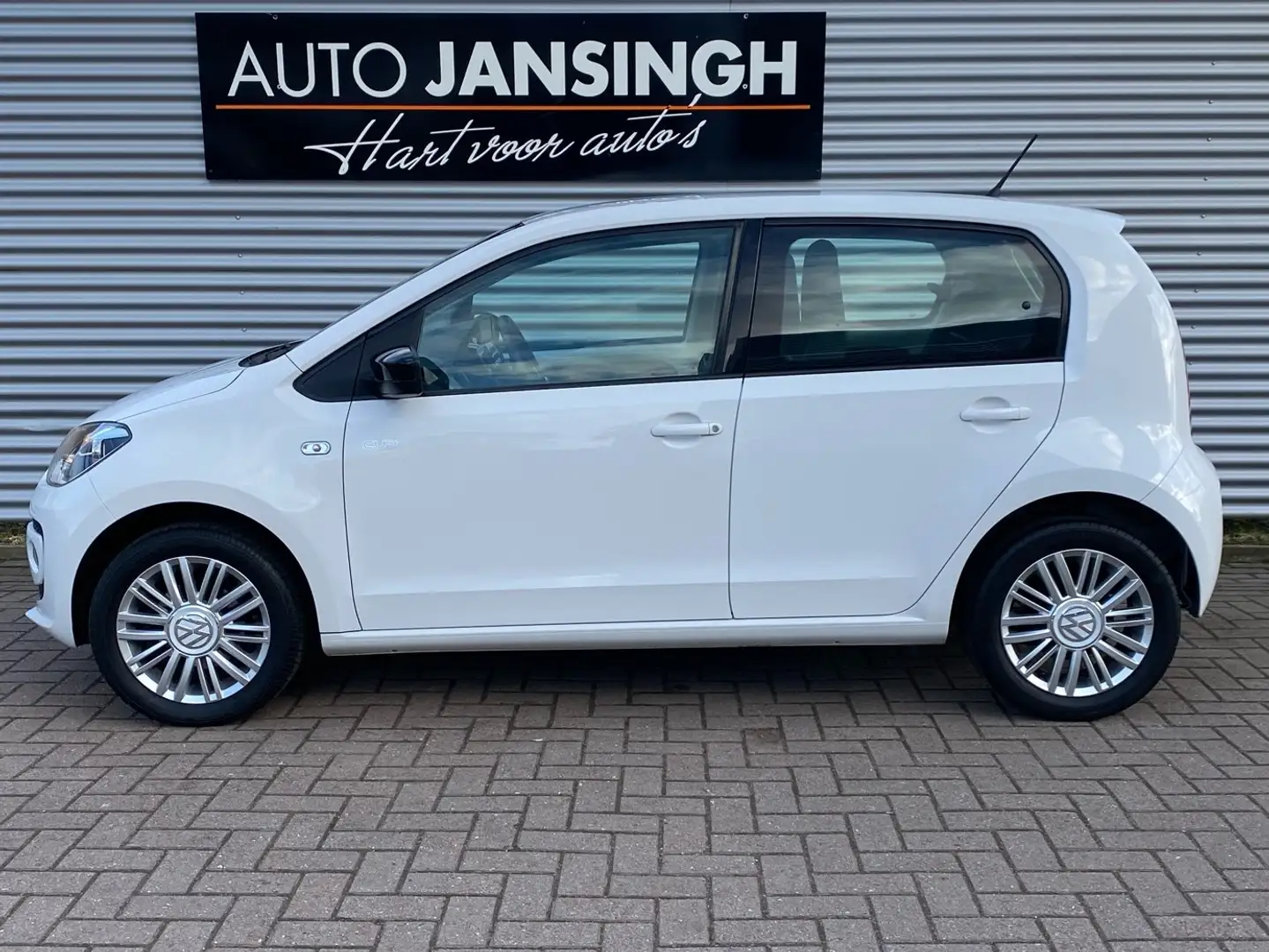 Volkswagen up! 1.0 Cup up! BlueMotion | Airco | LM Velgen | Navi Wit - 2