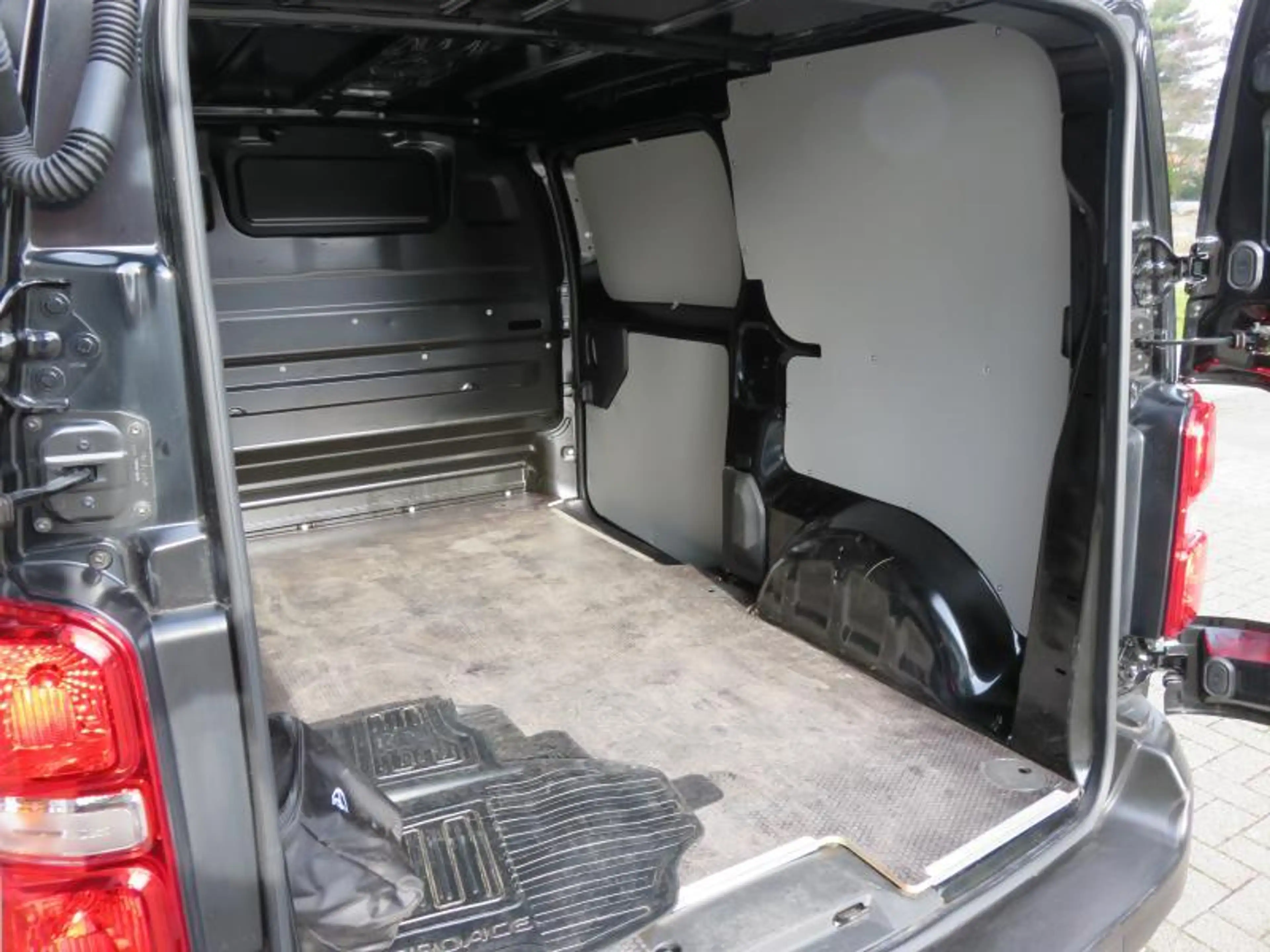 Toyota Proace Active — photo 8