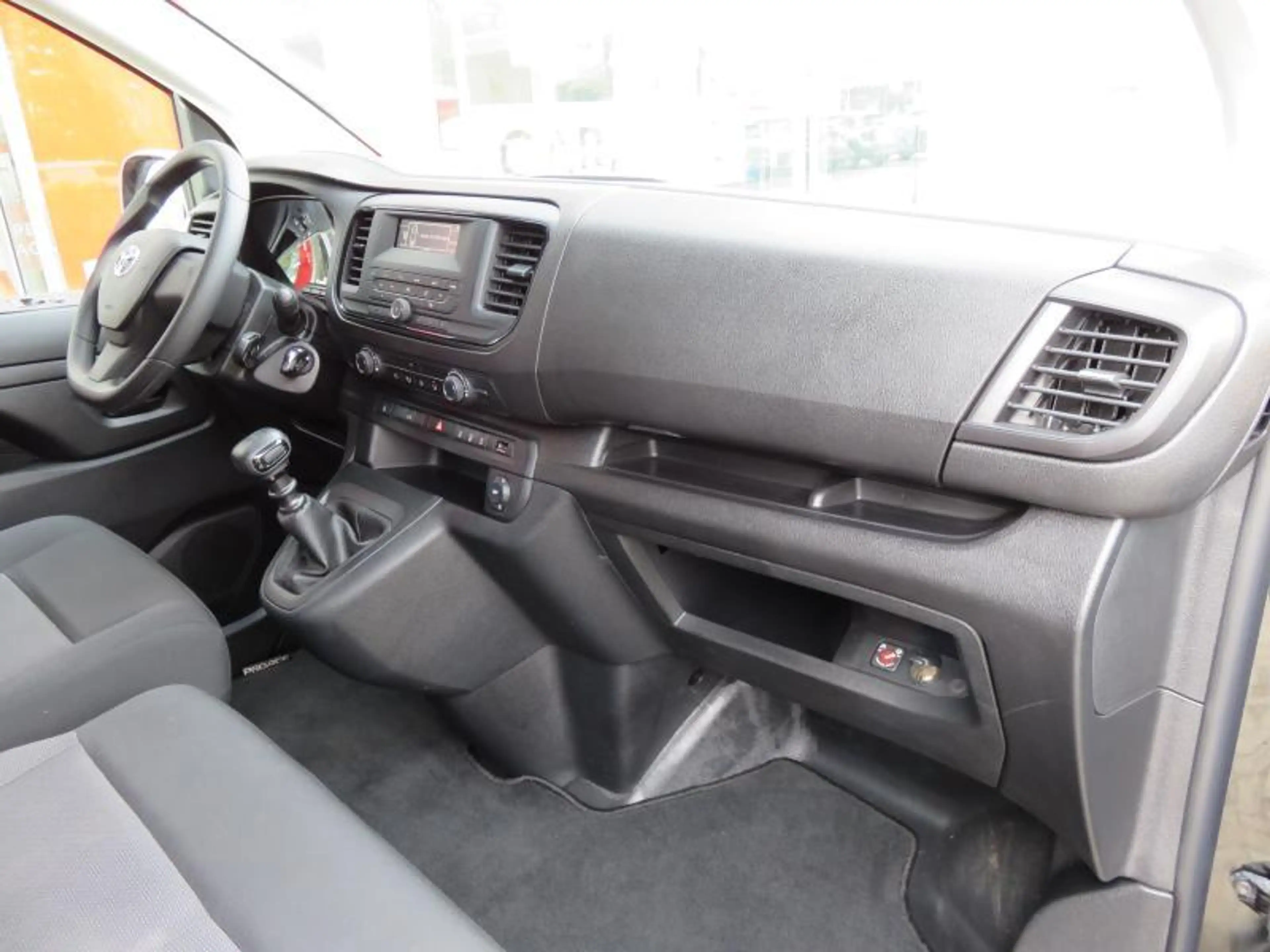 Toyota Proace Active — photo 10