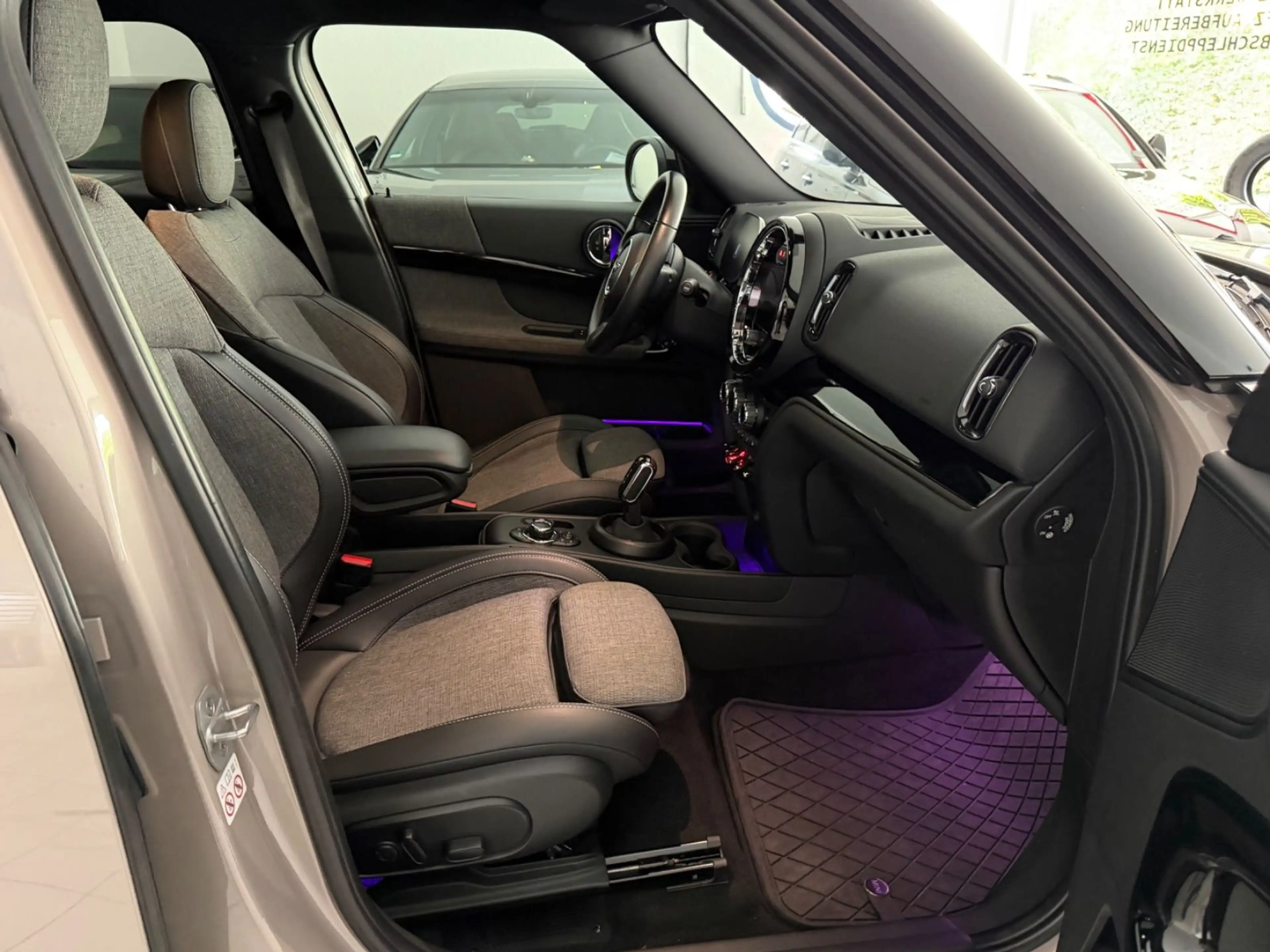 MINI Cooper SD Countryman Cooper SD Classic Trim All4 — photo 13