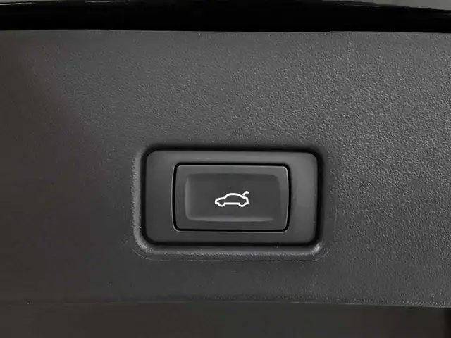 Audi Q4 E-Tron view 18