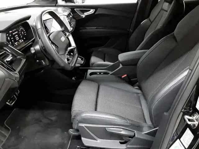 Audi Q4 E-Tron view 7