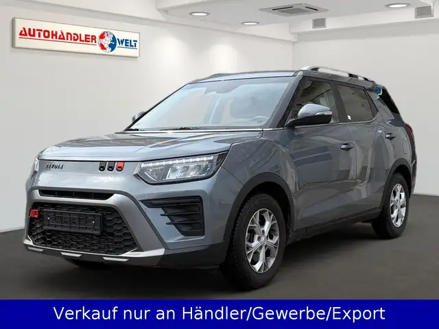 SsangYong Tivoli Grand Tivoli 1.5 T-GDI 1.Hand Automatik LED SHZ