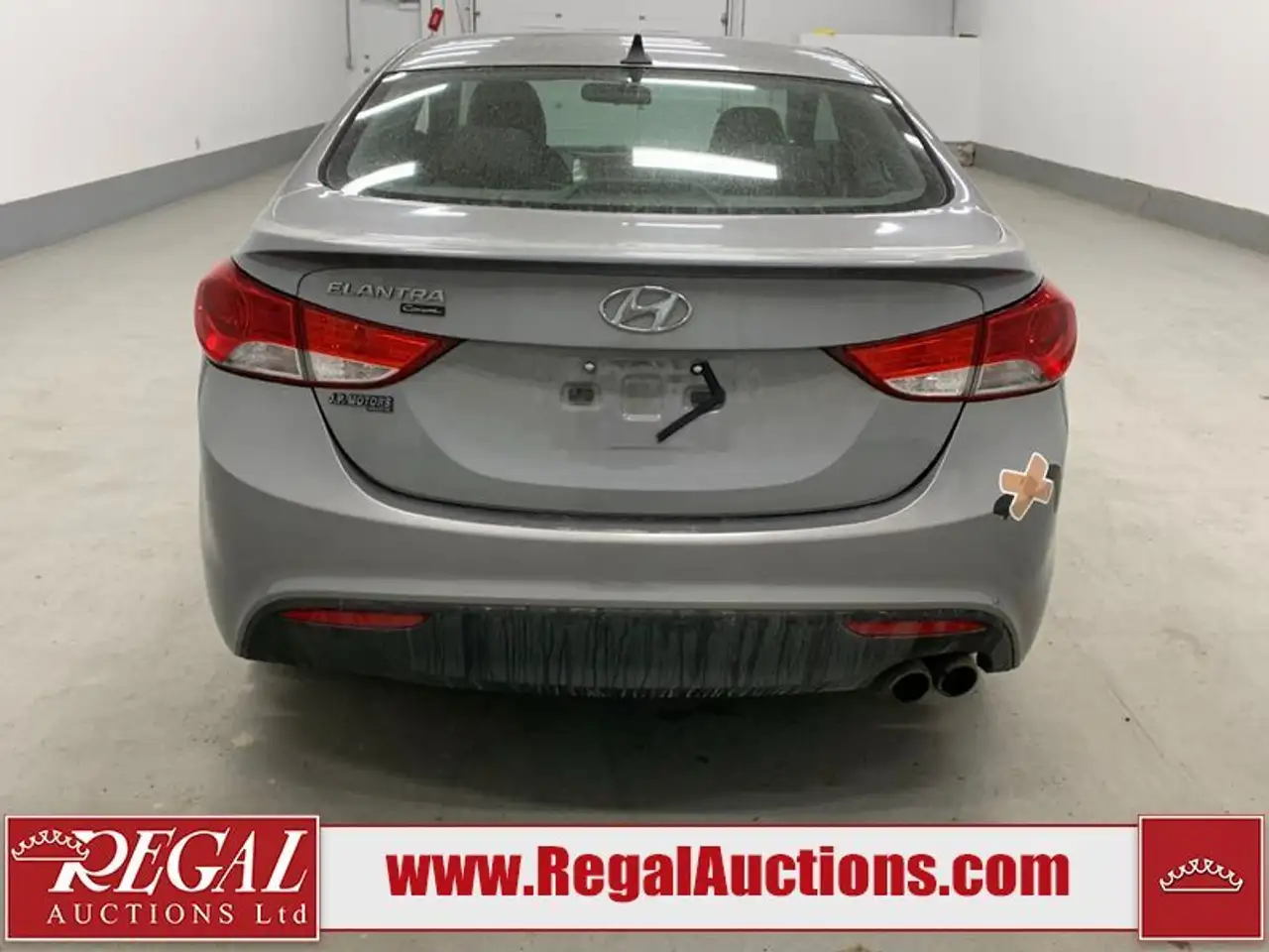 Hyundai ELANTRA снимка Hyundai ELANTRA