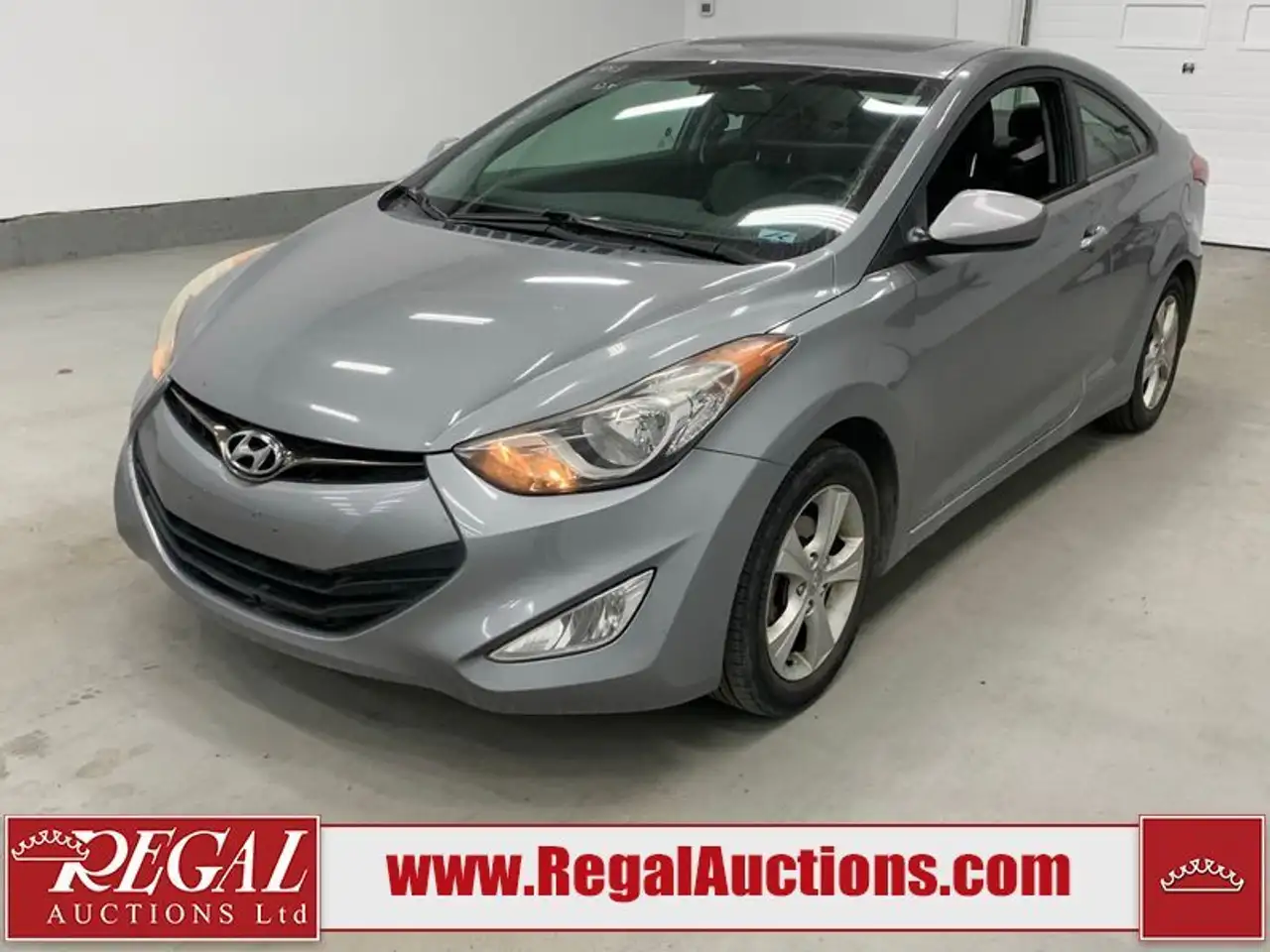 Hyundai ELANTRA снимка Hyundai ELANTRA