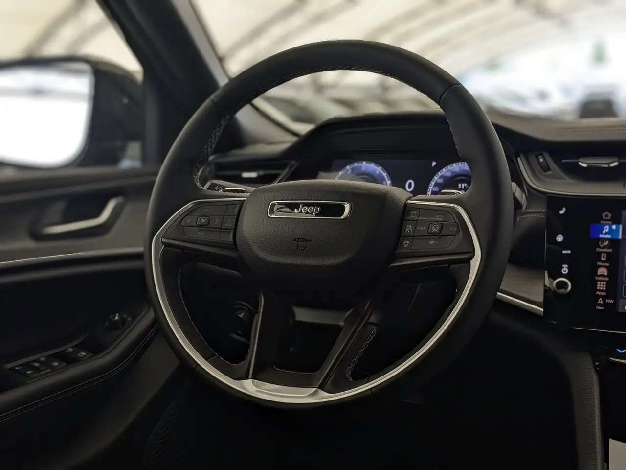 Jeep Grand Cherokee снимка Jeep Grand Cherokee