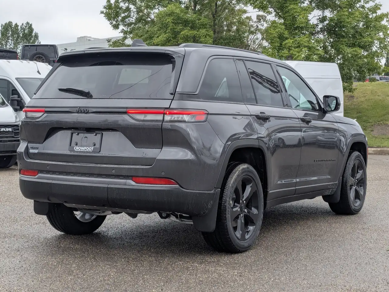 Jeep Grand Cherokee снимка Jeep Grand Cherokee