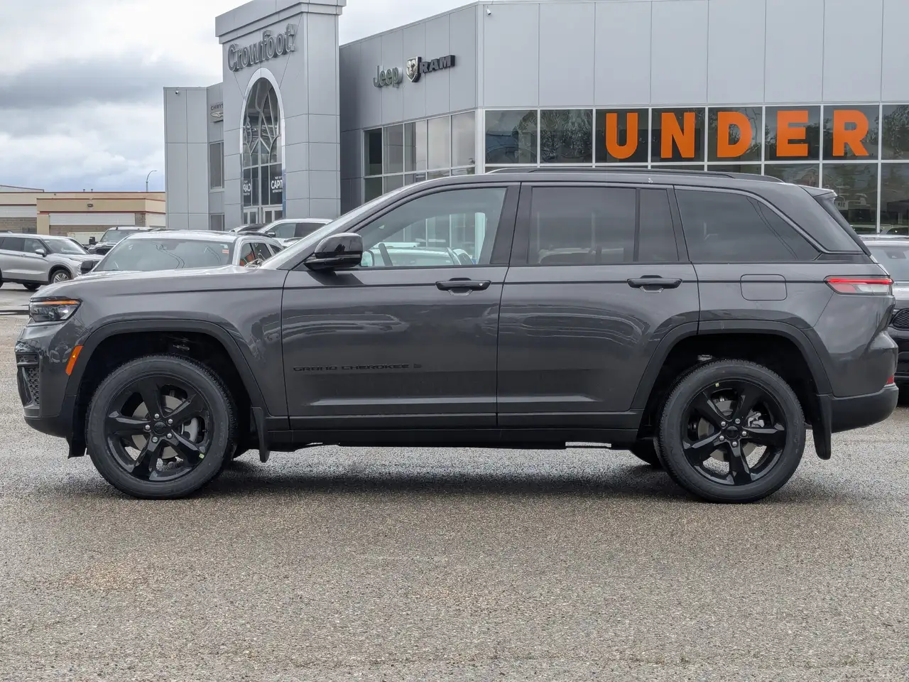 Jeep Grand Cherokee снимка Jeep Grand Cherokee
