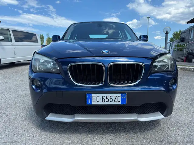 BMW X1 view 10
