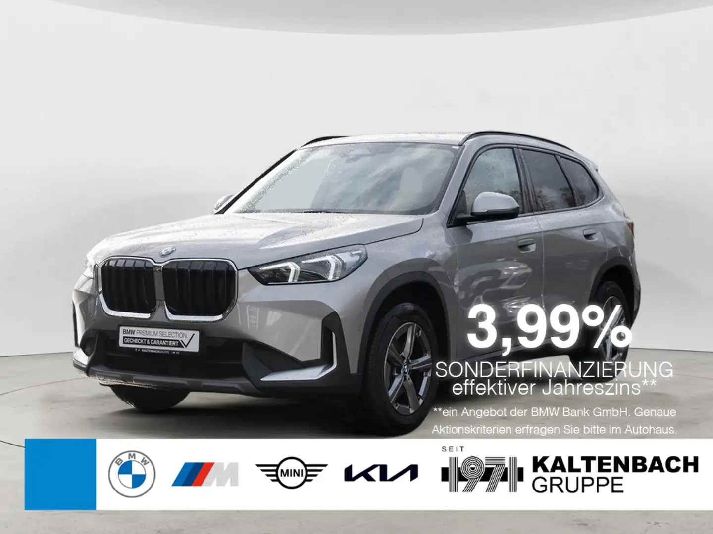 BMW X1 sDrive 18i PANO AHK LED ACC NAVI KAMERA Silber - 1