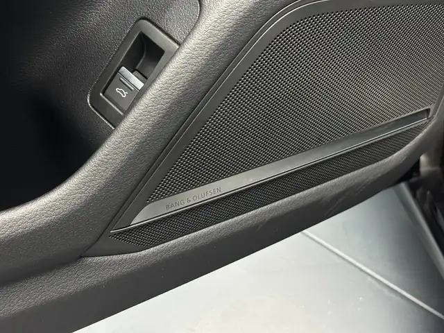 Audi A6 view 15