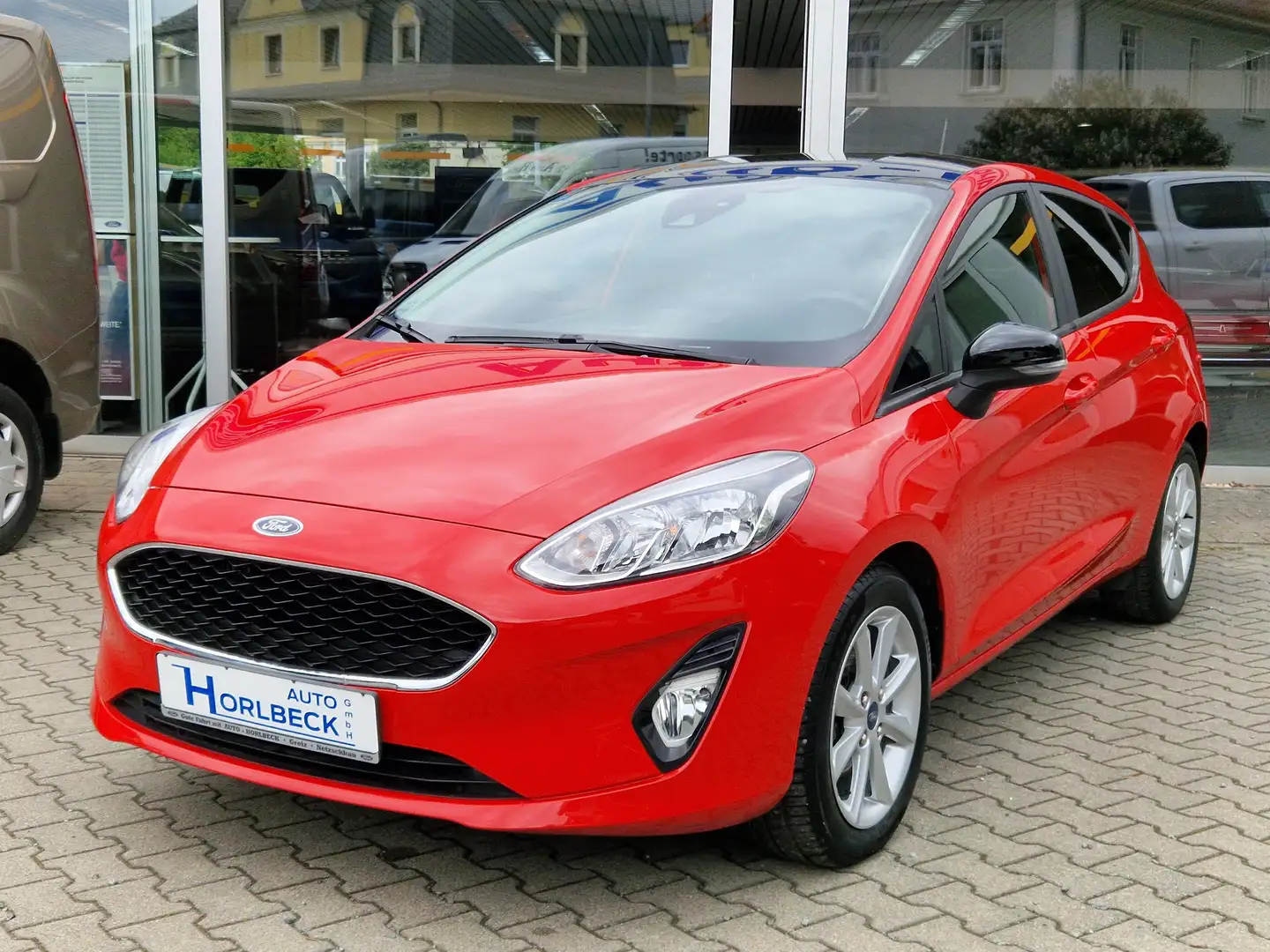 Ford Fiesta Cool+Connect Rojo - 1