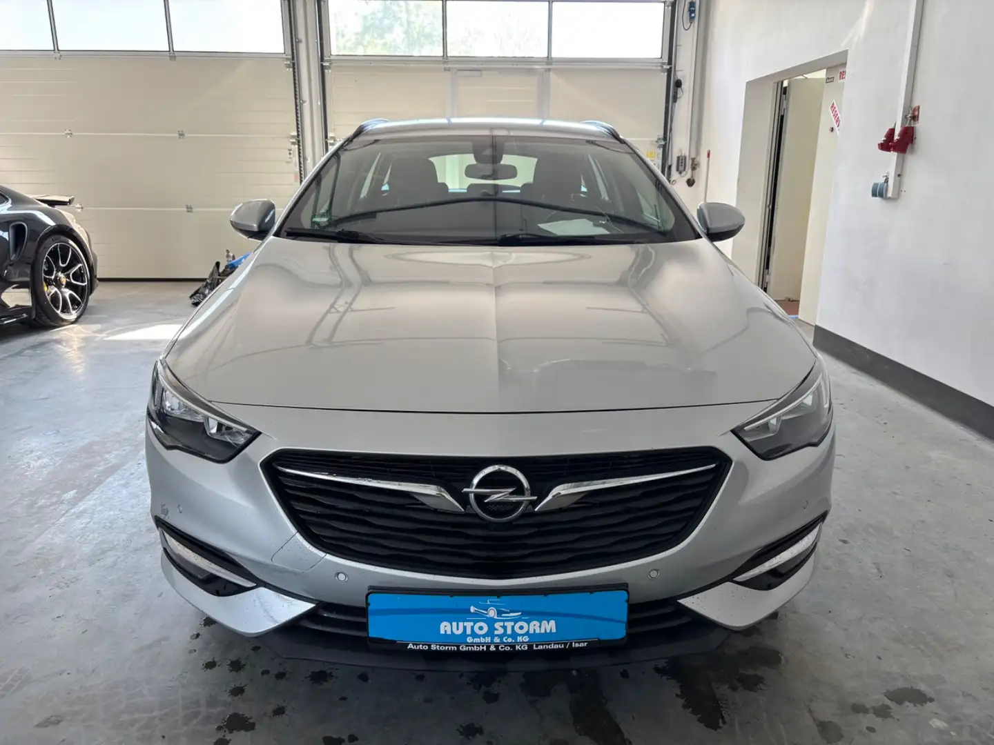 Opel Insignia B Sports Tourer 2.0 CDTI Business Edition*1-Ha*Nav Zilver - 2