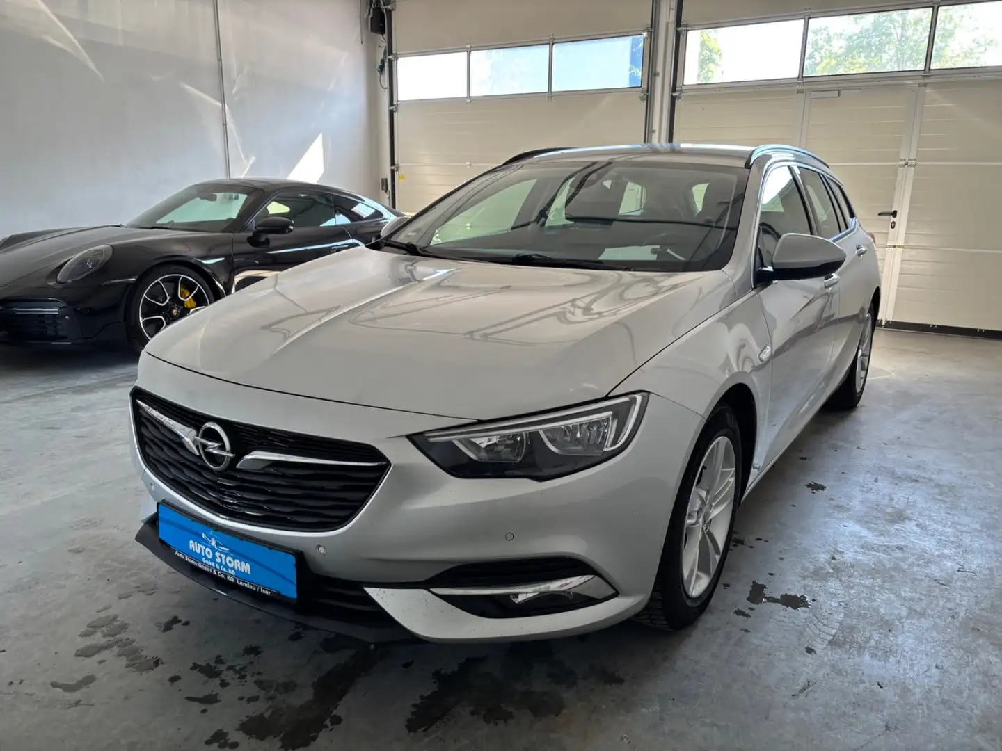 Opel Insignia B Sports Tourer 2.0 CDTI Business Edition*1-Ha*Nav Zilver - 1