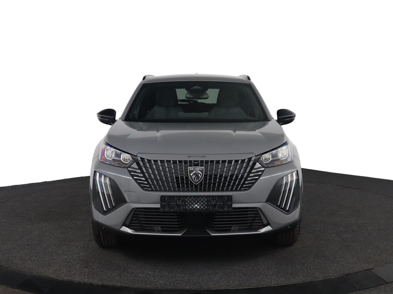 Peugeot e-2008 EV Allure 54 kWh — photo 13