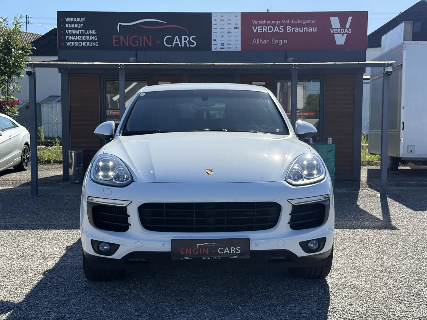 Porsche Cayenne II Platinum Edition Aut. Weiß - 2